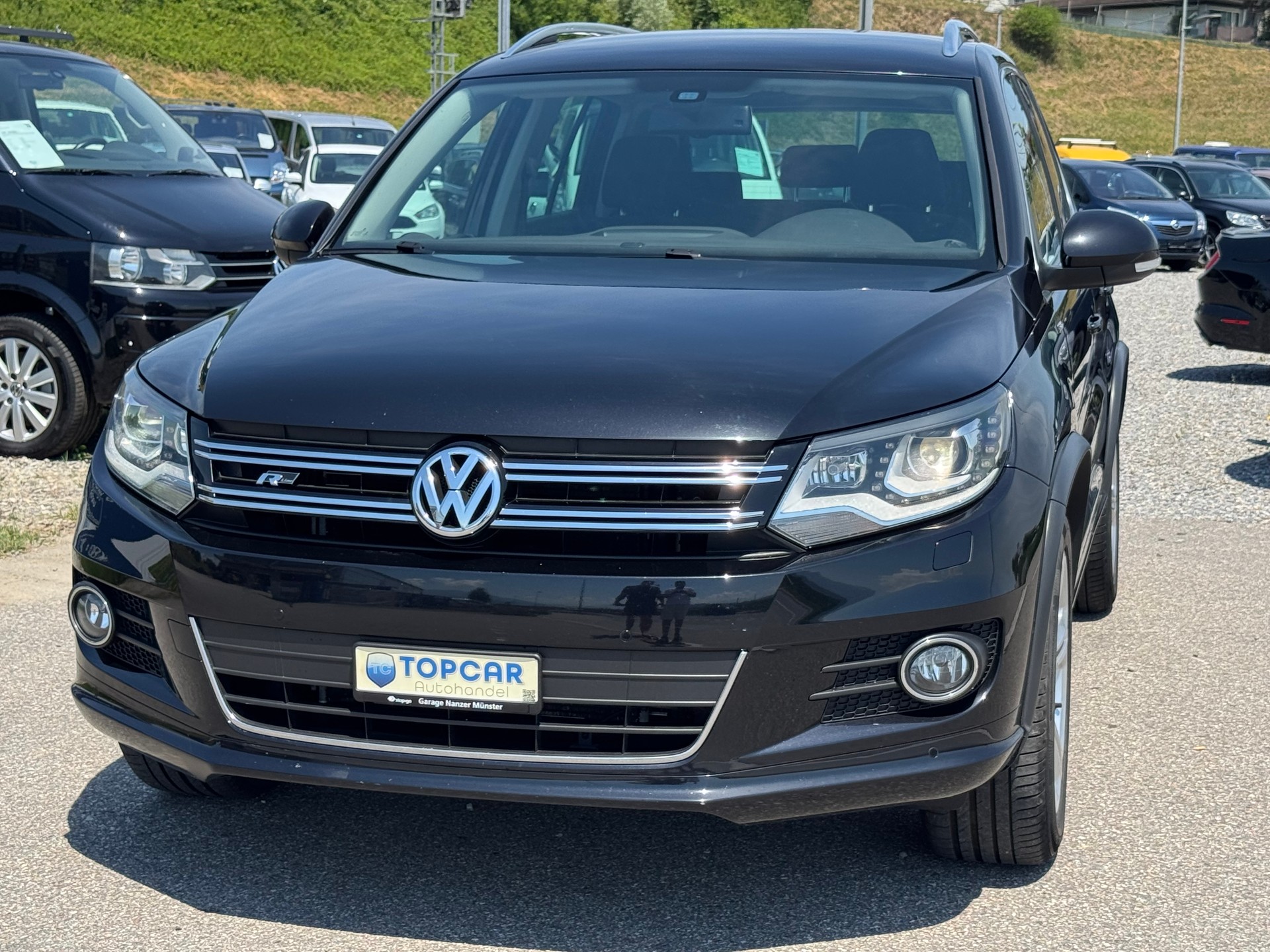 VW Tiguan 2.0 TDI BMT Cup R-Line 4Motion DSG-image-1