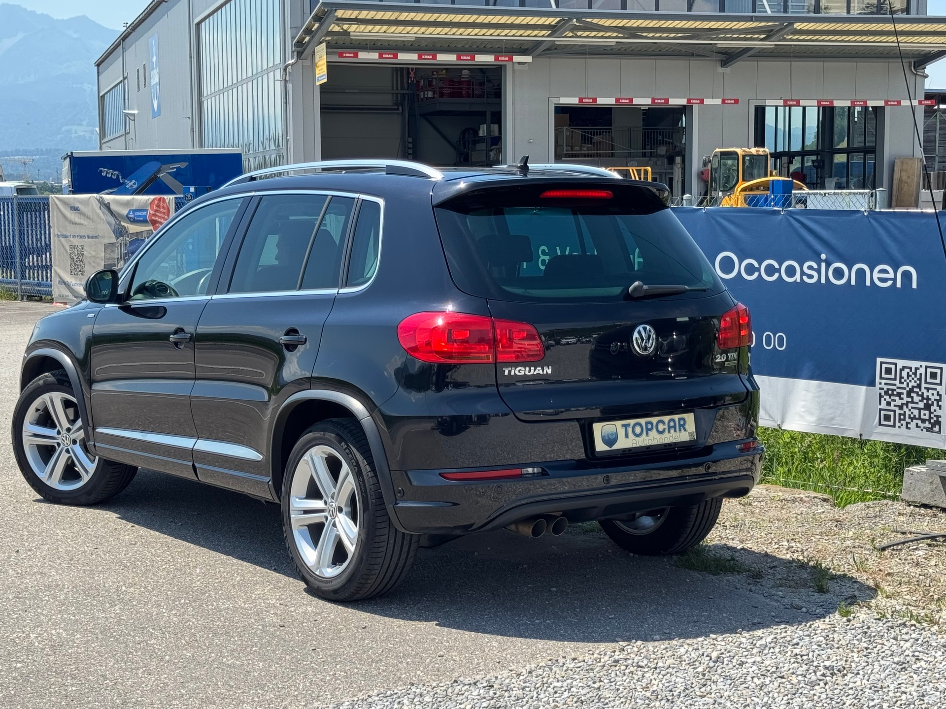VW Tiguan 2.0 TDI BMT Cup R-Line 4Motion DSG-image-6