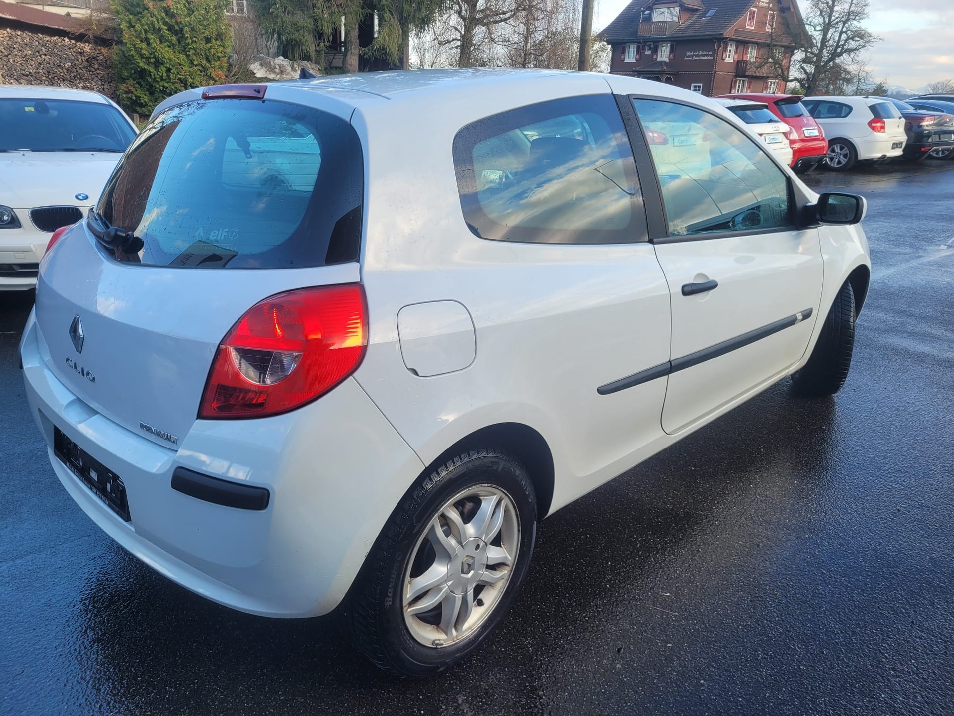 RENAULT Clio 1.6 16V Dynamique-image-9