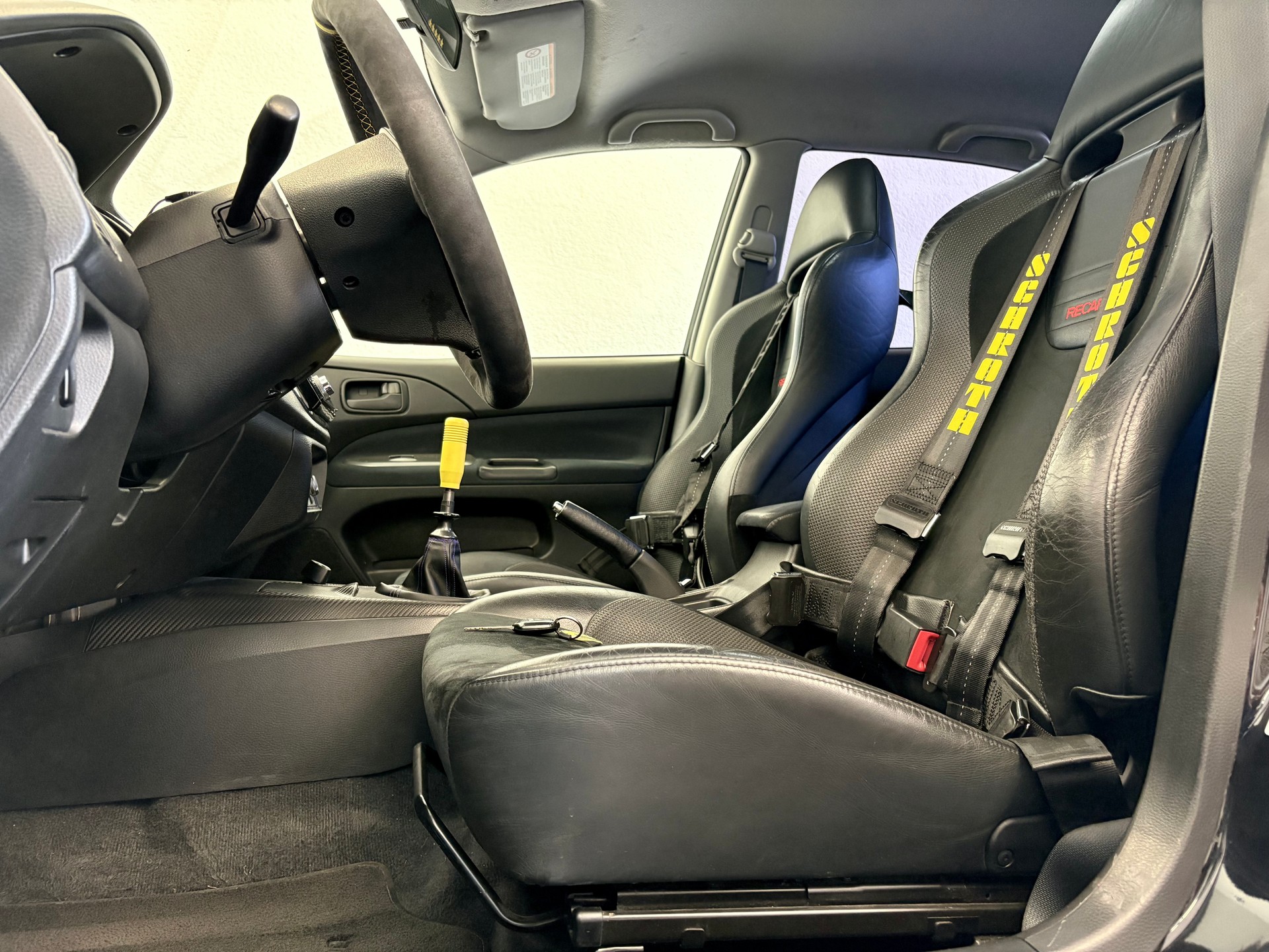 MITSUBISHI EVO IX-image-13