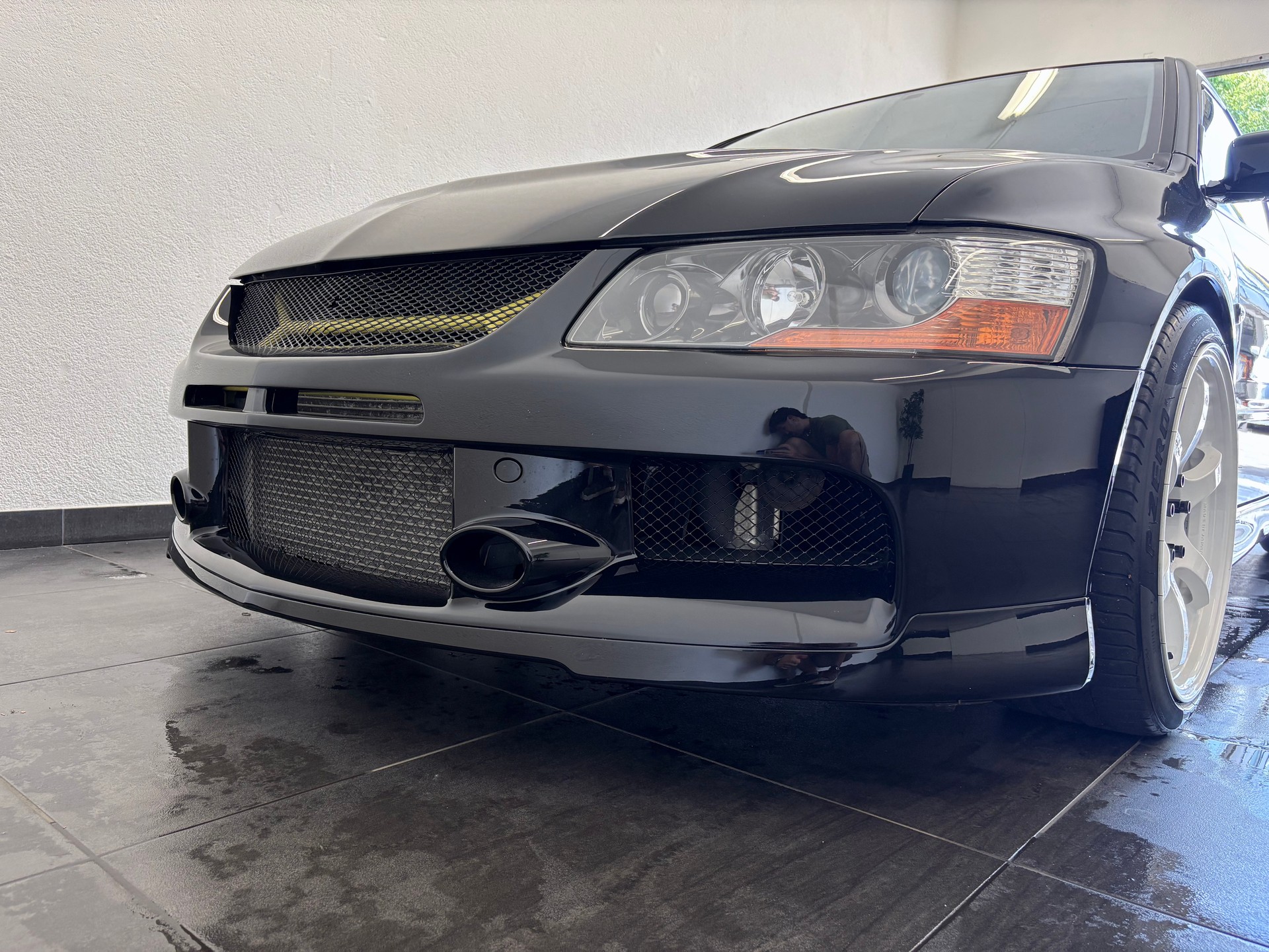 MITSUBISHI EVO IX-image-24