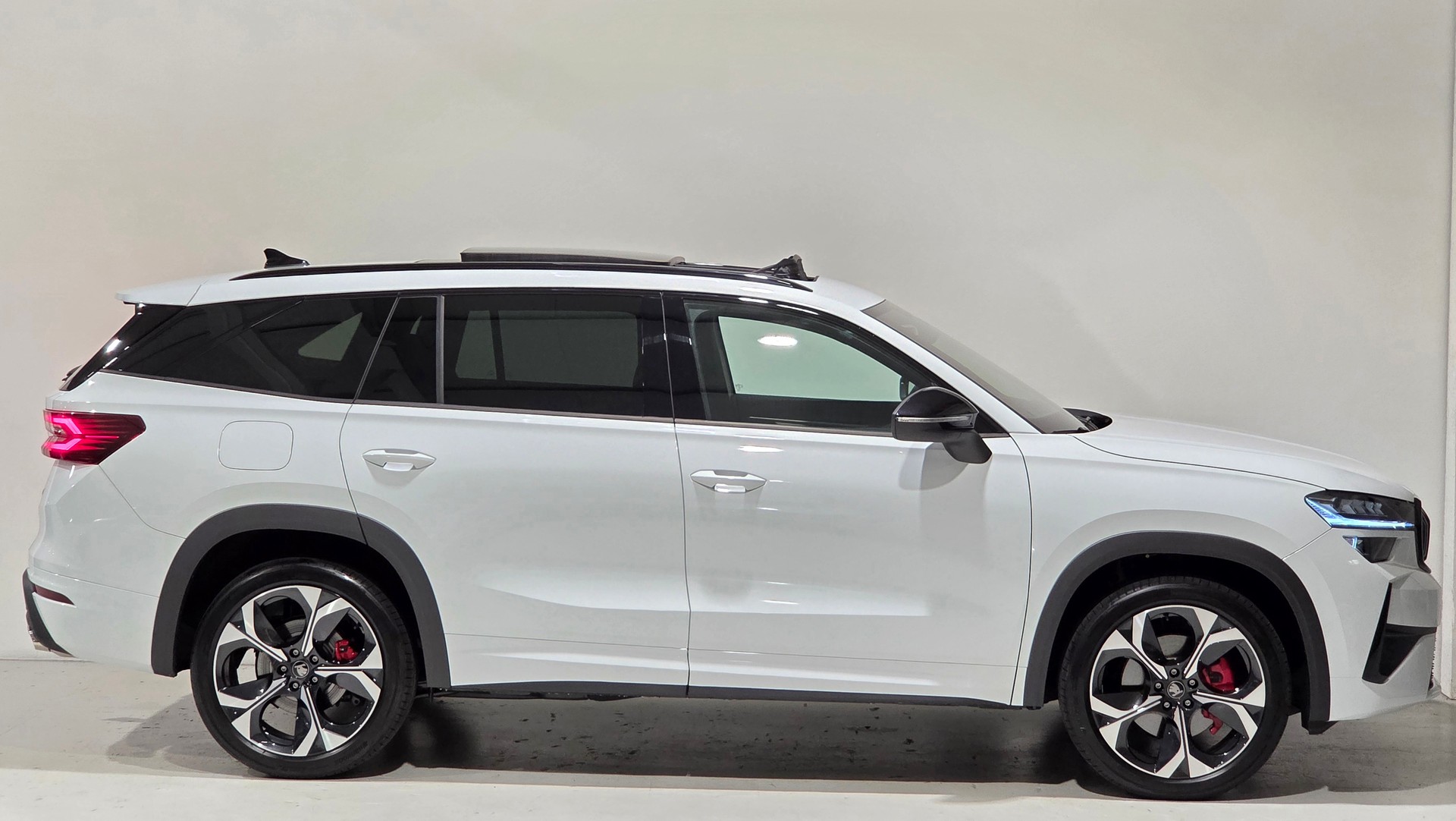 SKODA Kodiaq 2.0 TSI RS 4x4-image-26