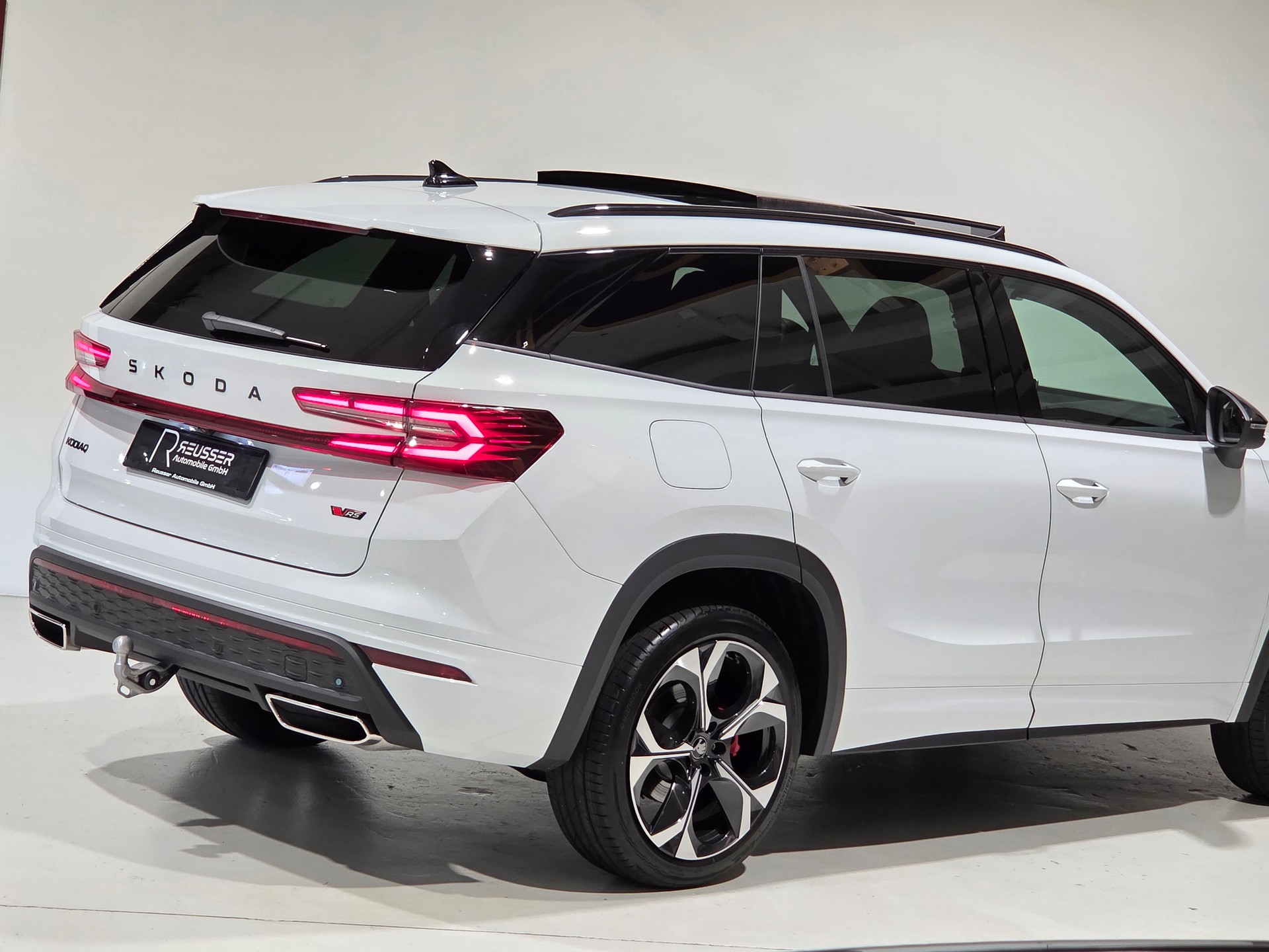 SKODA Kodiaq 2.0 TSI RS 4x4-image-28