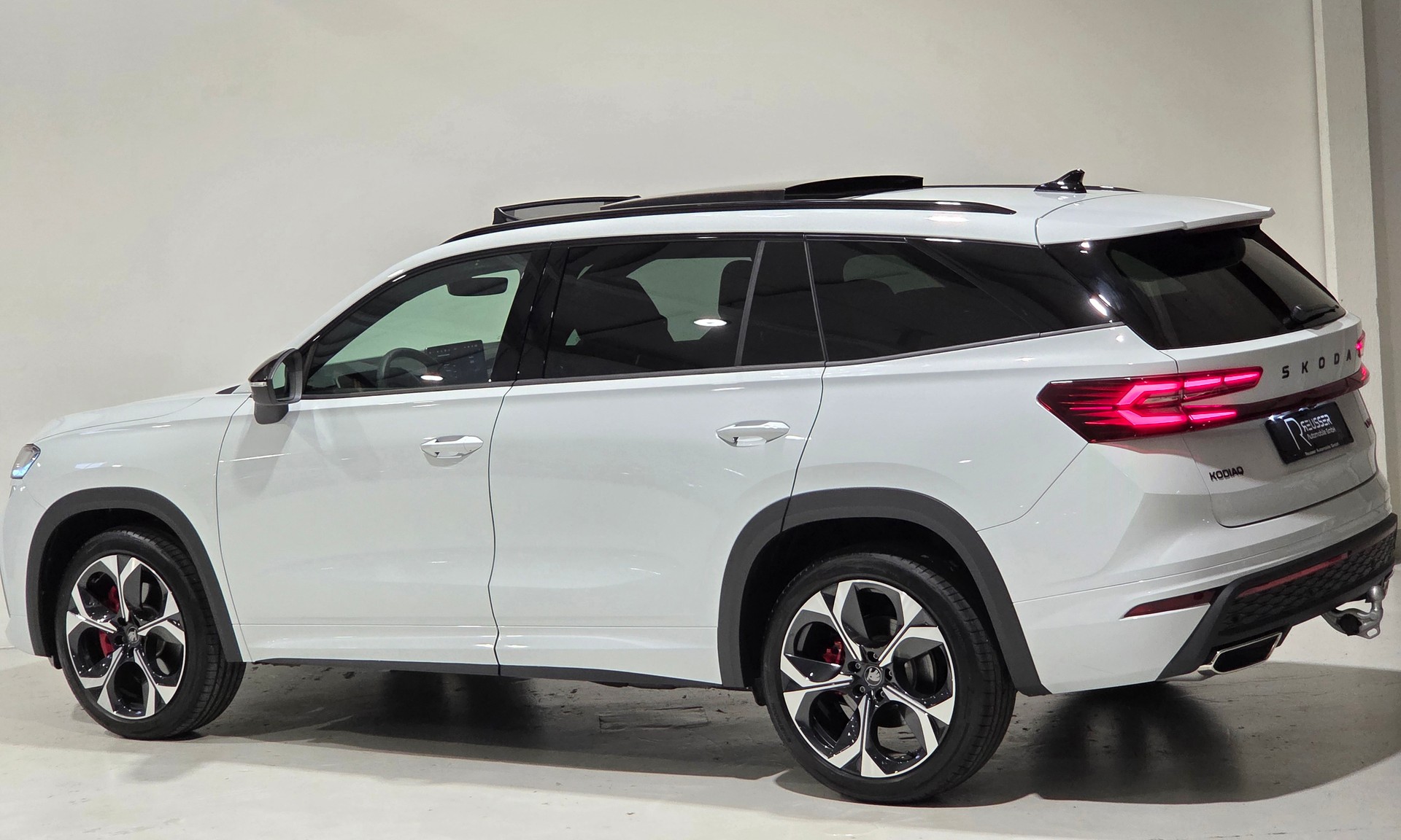 SKODA Kodiaq 2.0 TSI RS 4x4-image-2