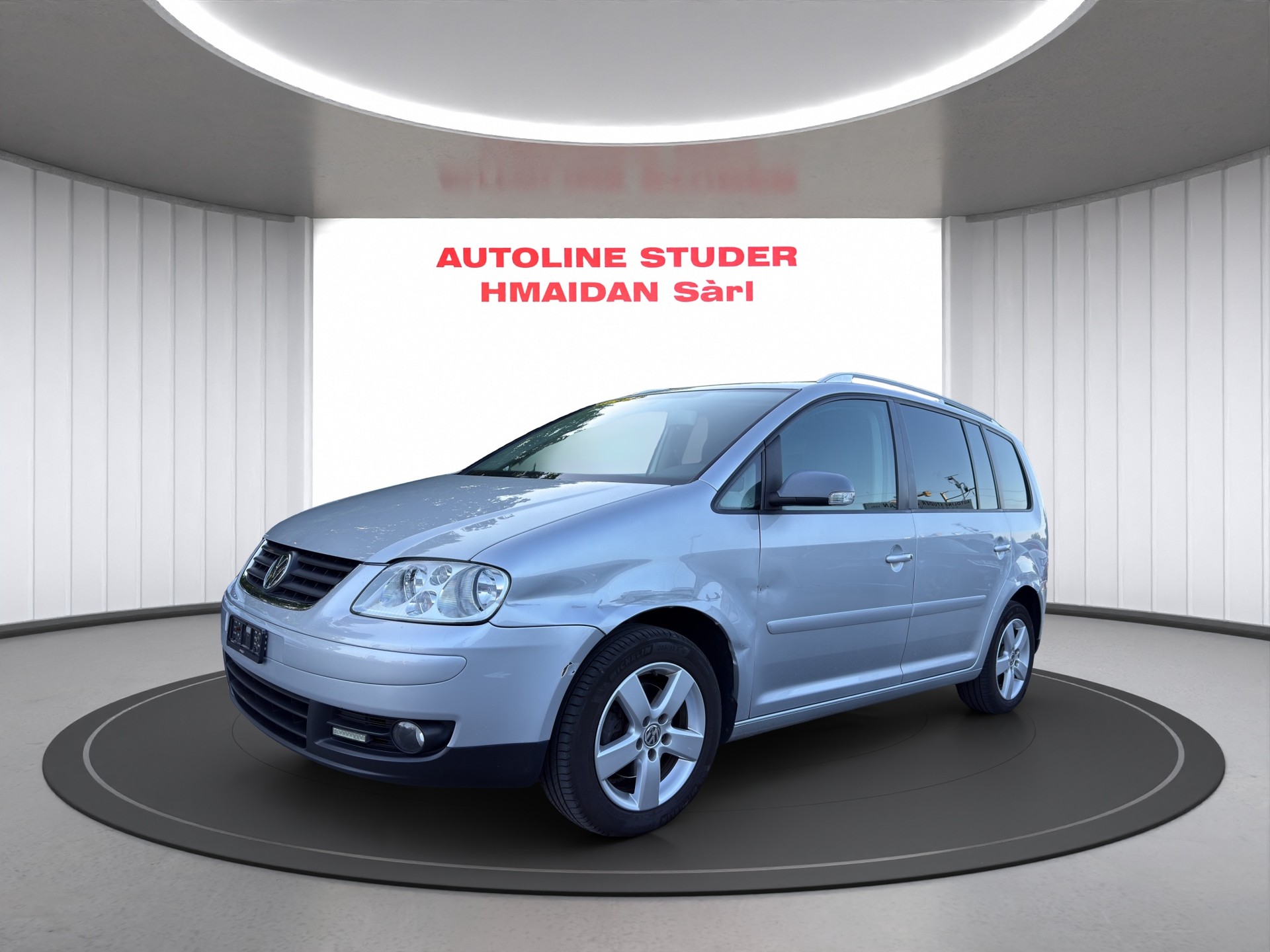 VW Touran 2.0 TDI Trendline-image-2