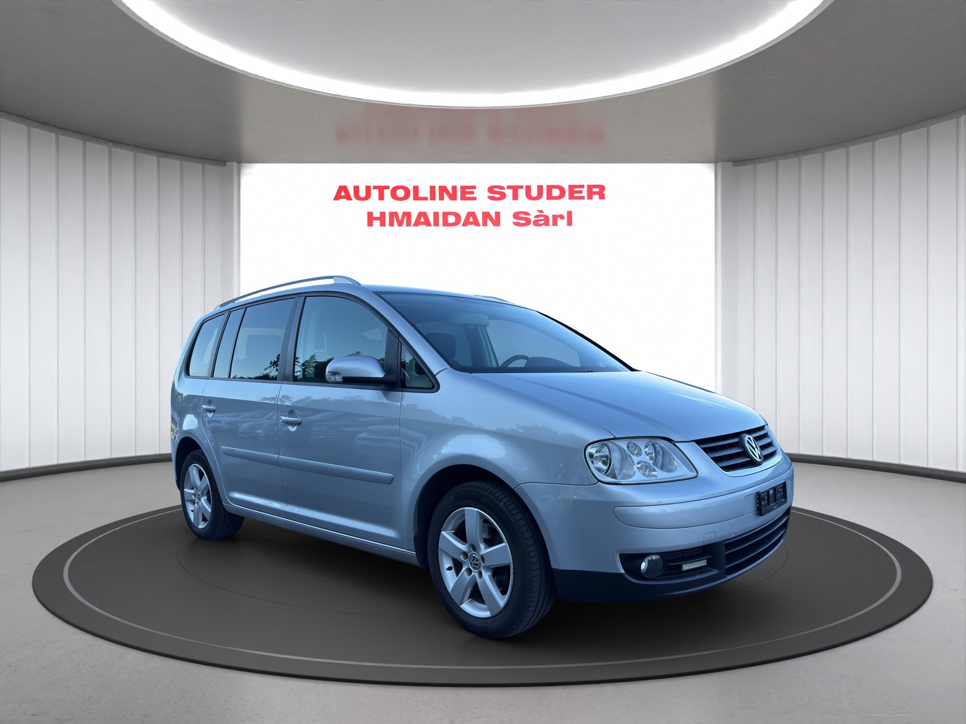 VW Touran 2.0 TDI Trendline-image-0