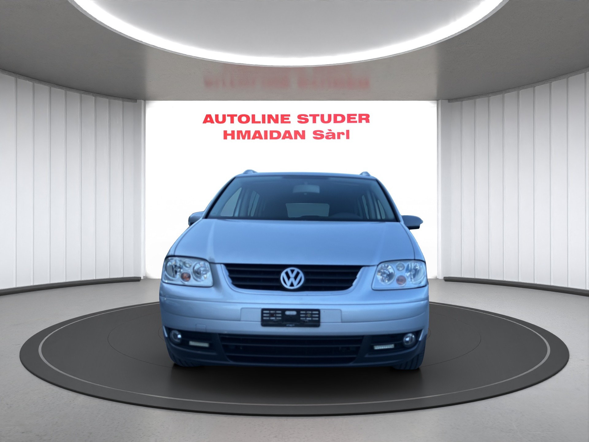 VW Touran 2.0 TDI Trendline-image-4