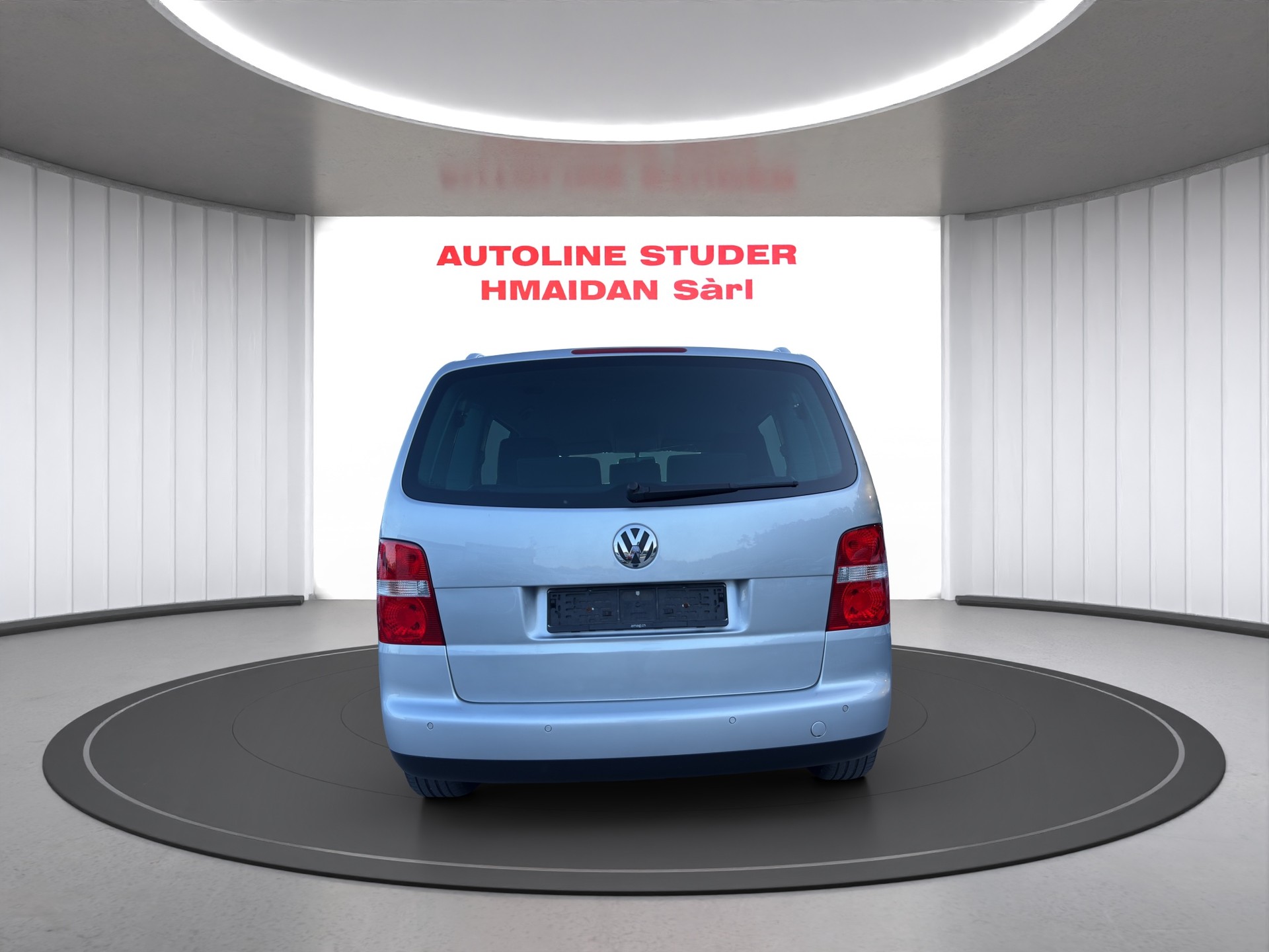 VW Touran 2.0 TDI Trendline-image-5