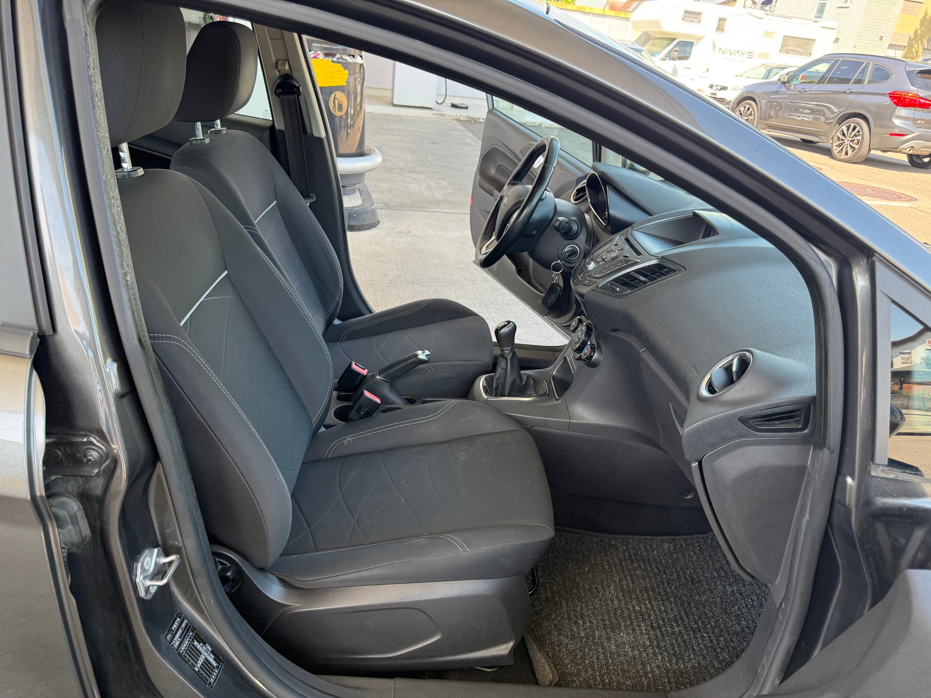 FORD Fiesta 1.0 SCTi Titanium-image-9