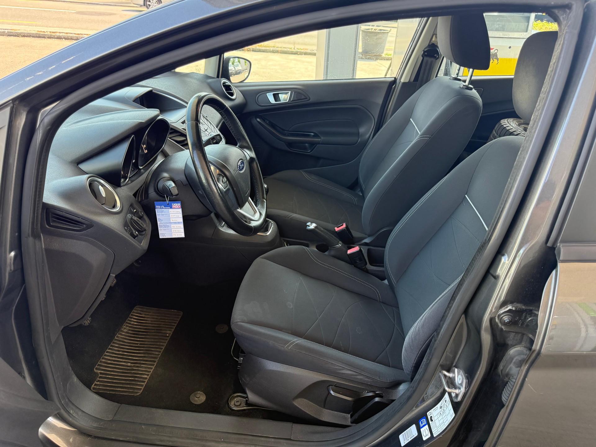 FORD Fiesta 1.0 SCTi Titanium-image-8