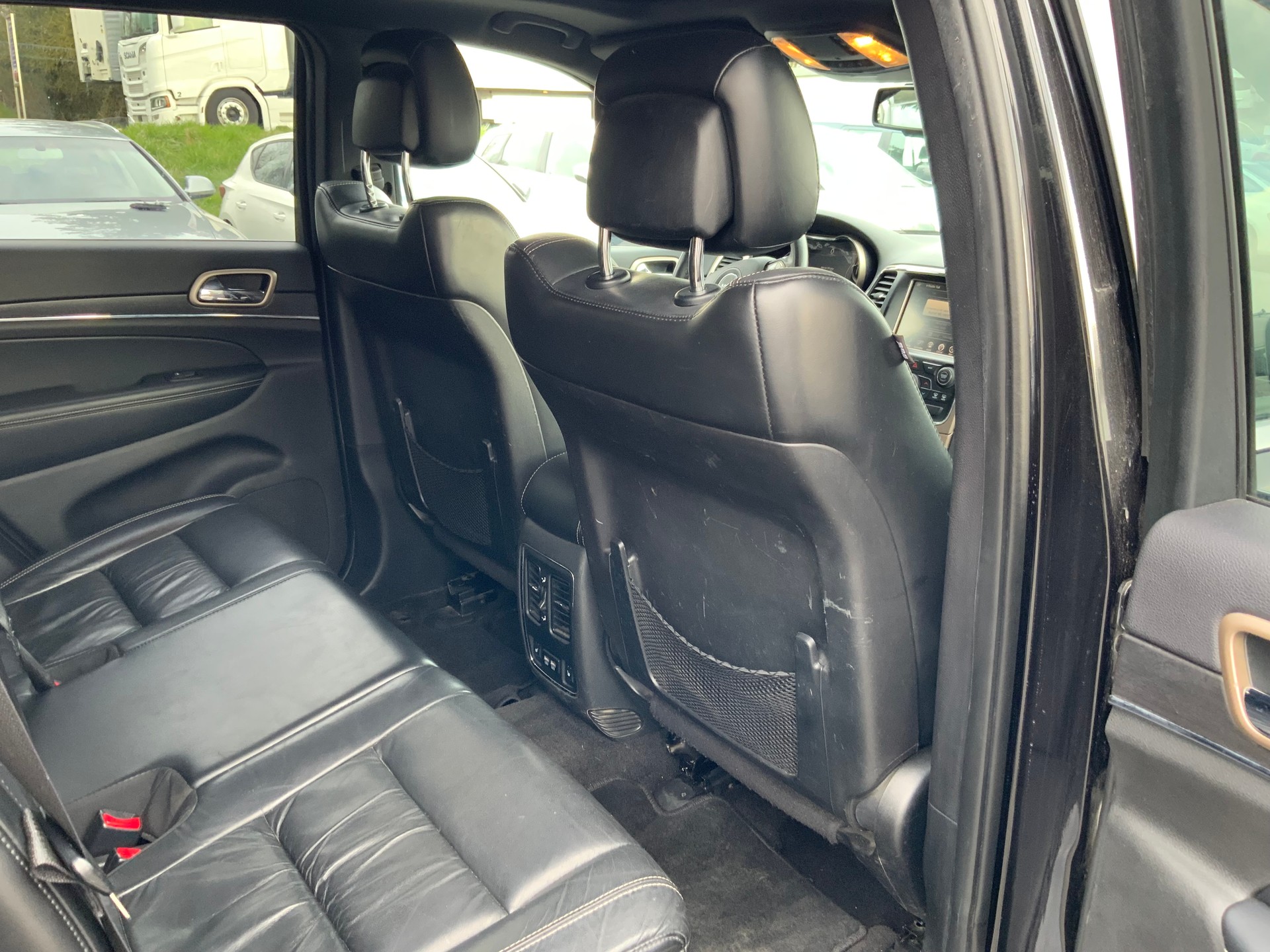 JEEP Grand Cherokee 3.0 CRD Limited Automatic-image-11