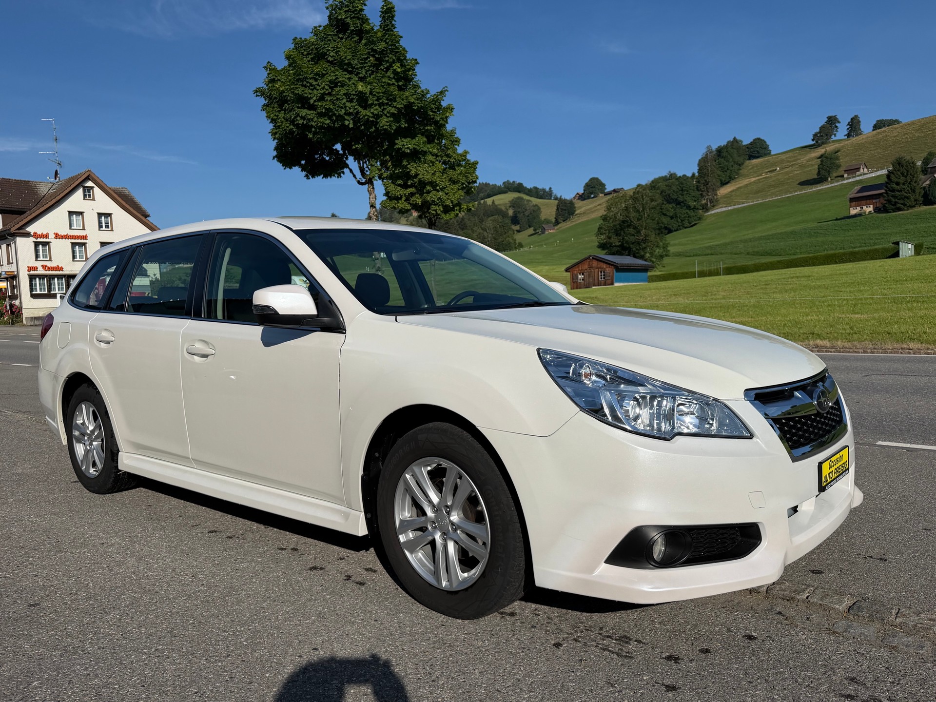 SUBARU Legacy 2.0i Swiss AWD Lineartronic-image-7