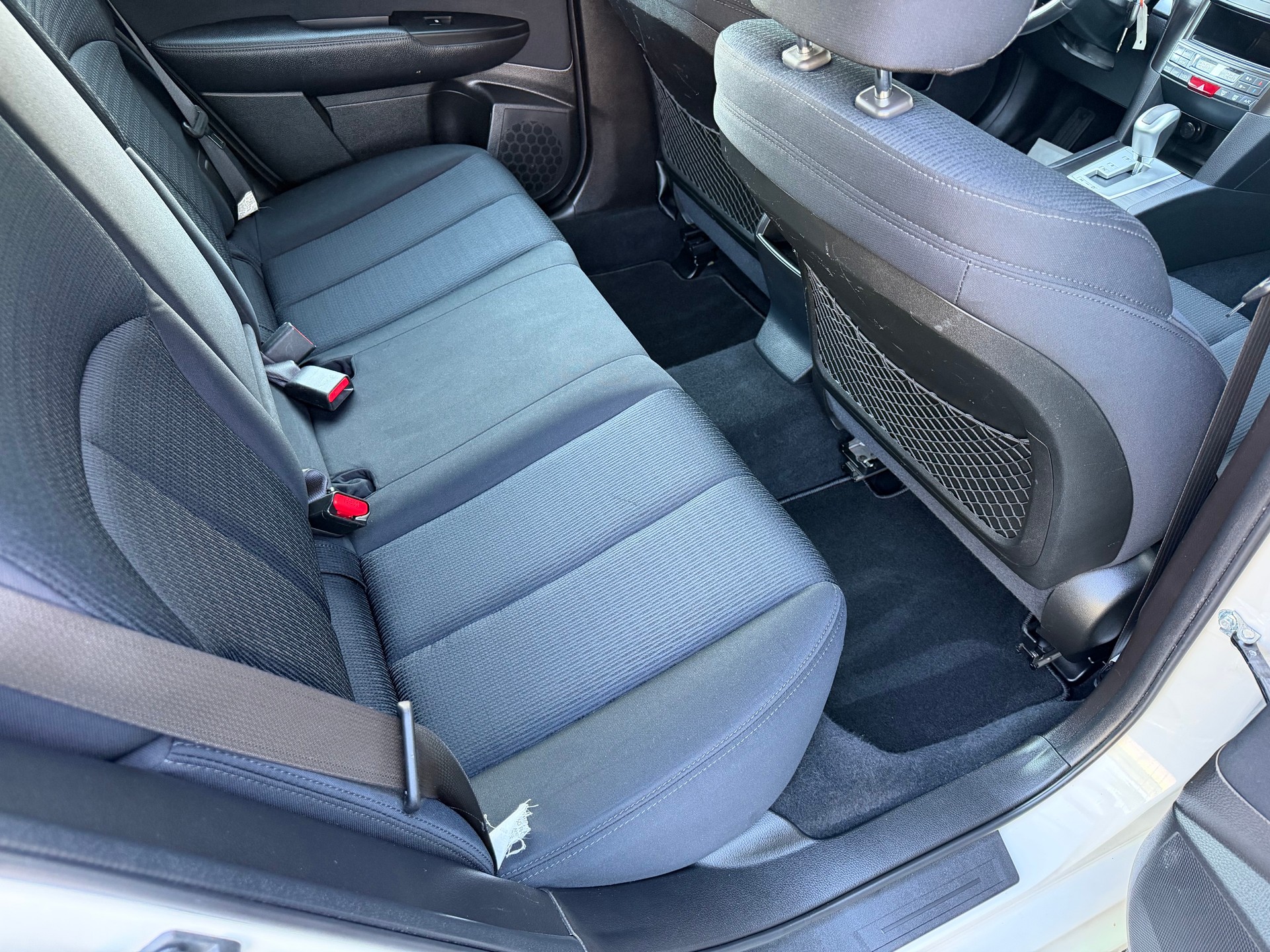 SUBARU Legacy 2.0i Swiss AWD Lineartronic-image-10