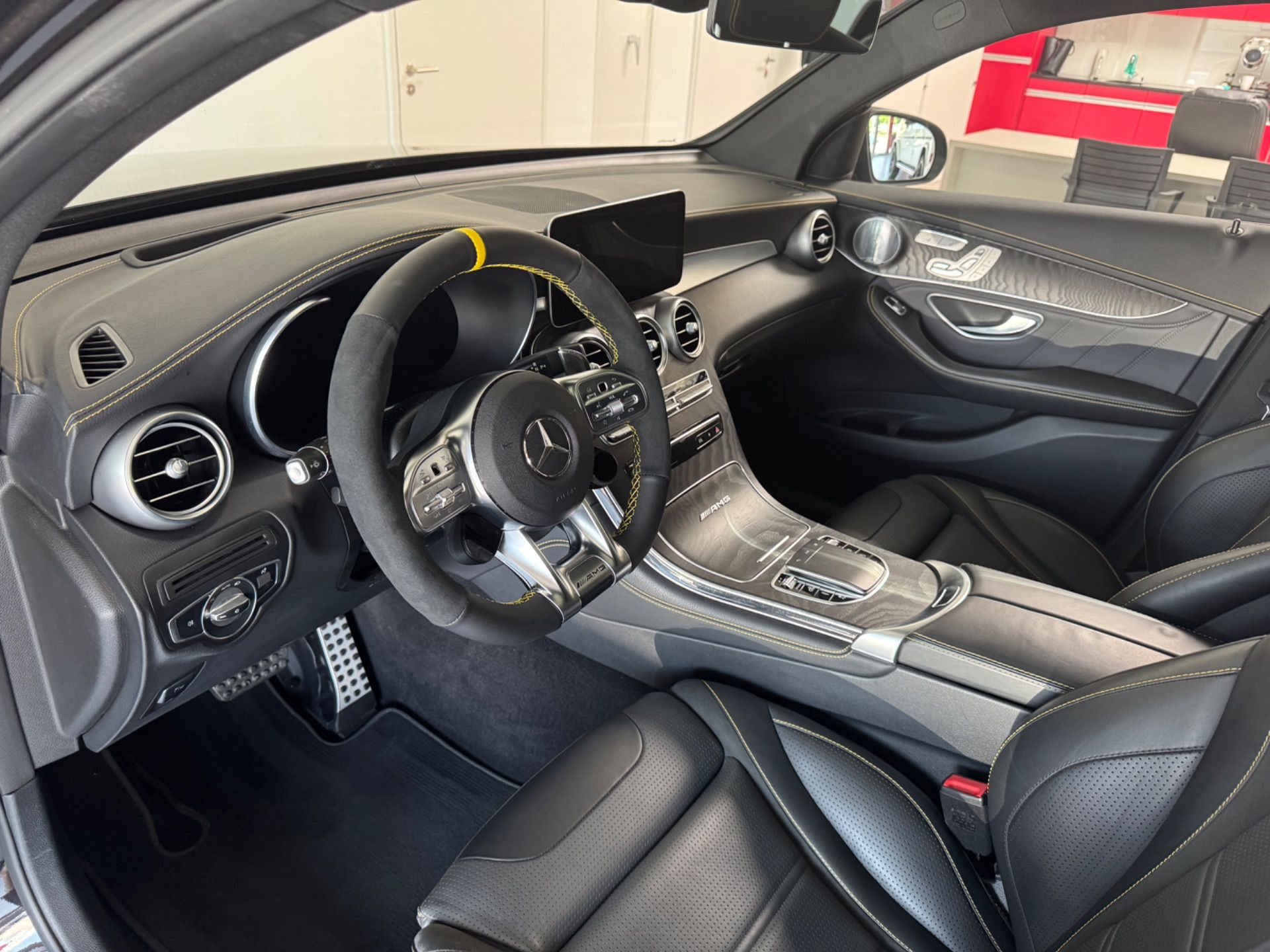 MERCEDES-BENZ GLC 63 AMG GLC Coupé 63 S AMG 4Matic 9G-Tronic-image-9
