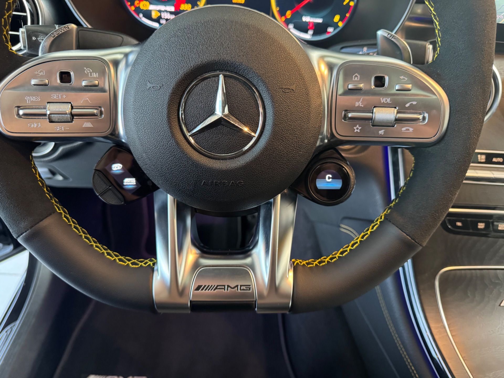 MERCEDES-BENZ GLC 63 AMG GLC Coupé 63 S AMG 4Matic 9G-Tronic-image-13