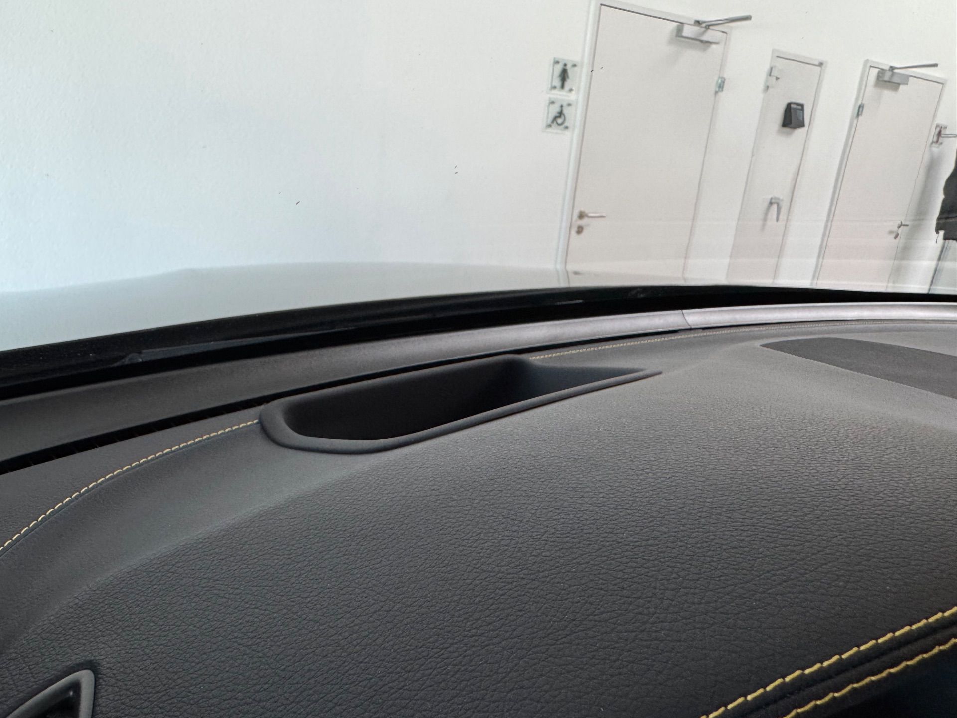 MERCEDES-BENZ GLC 63 AMG GLC Coupé 63 S AMG 4Matic 9G-Tronic-image-22