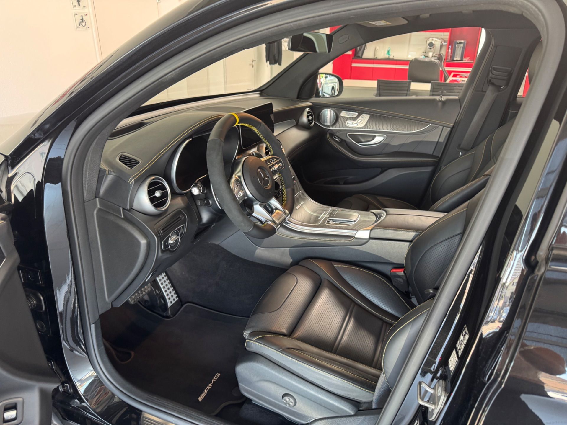MERCEDES-BENZ GLC 63 AMG GLC Coupé 63 S AMG 4Matic 9G-Tronic-image-8