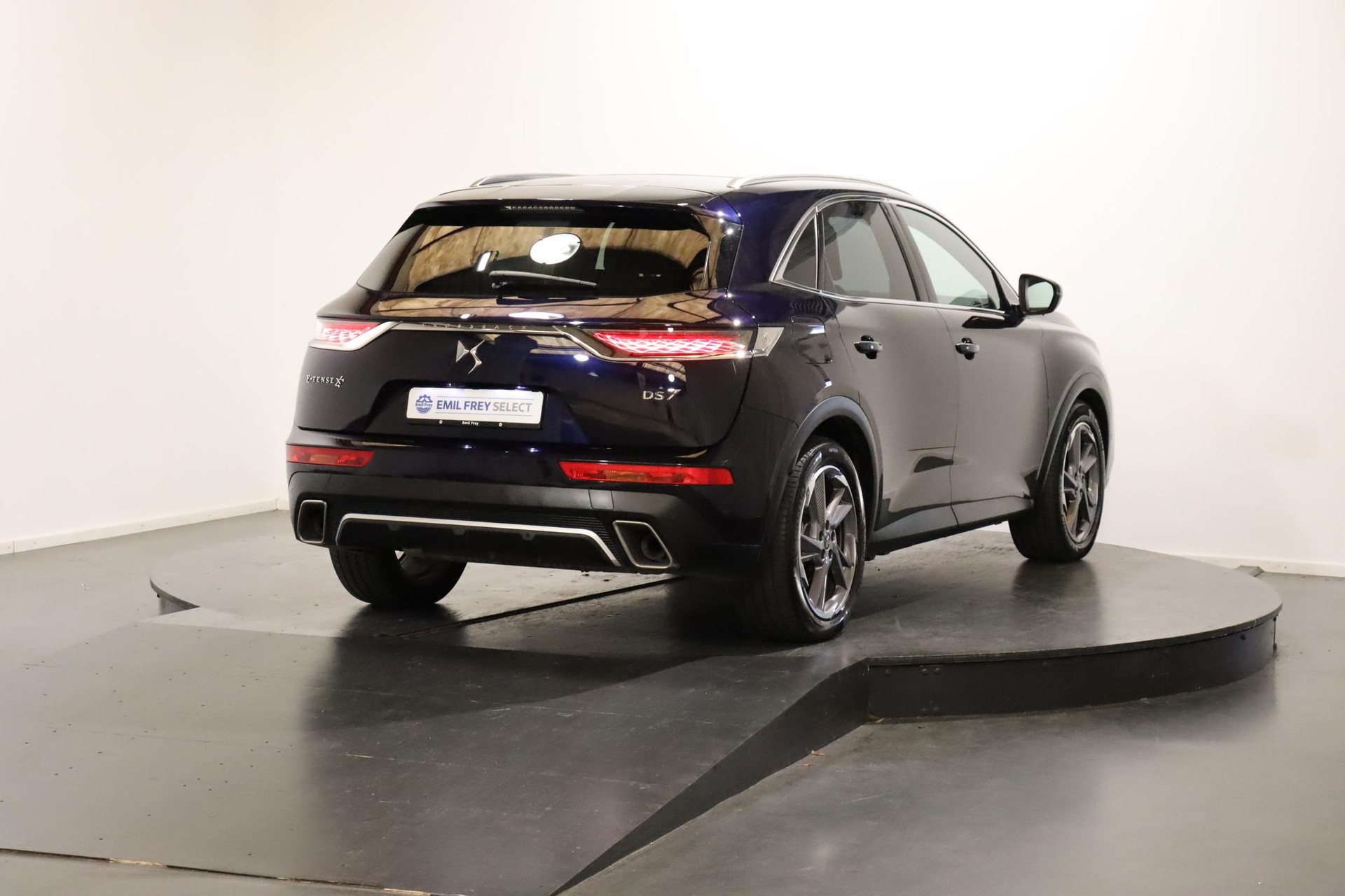 DS AUTOMOBILES 7 Crossback 1.6 E-Tense Be Chic 4x4-image-3