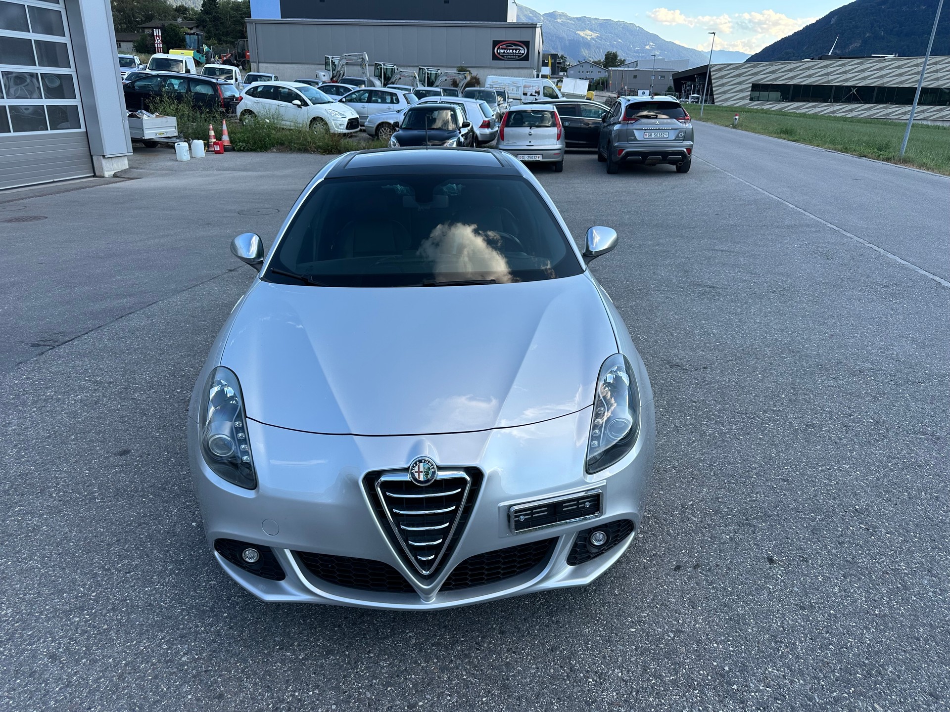 ALFA ROMEO Giulietta 1750 TBi Quadrifoglio Verde-image-1