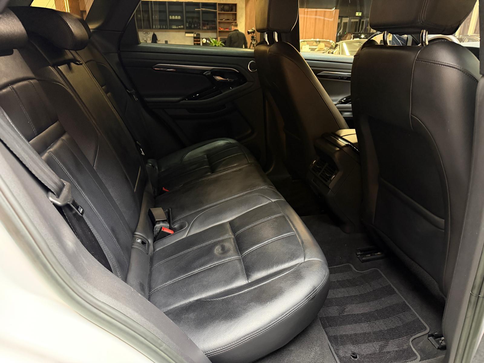 LAND ROVER Range Rover Evoque 2.0 D 200 R-Dynamic HSE-image-17