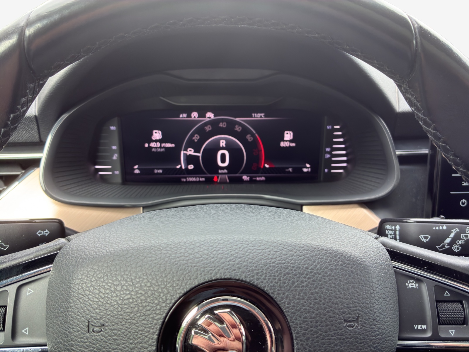 SKODA Scala 1.5 TSI ACT Style DSG-image-15