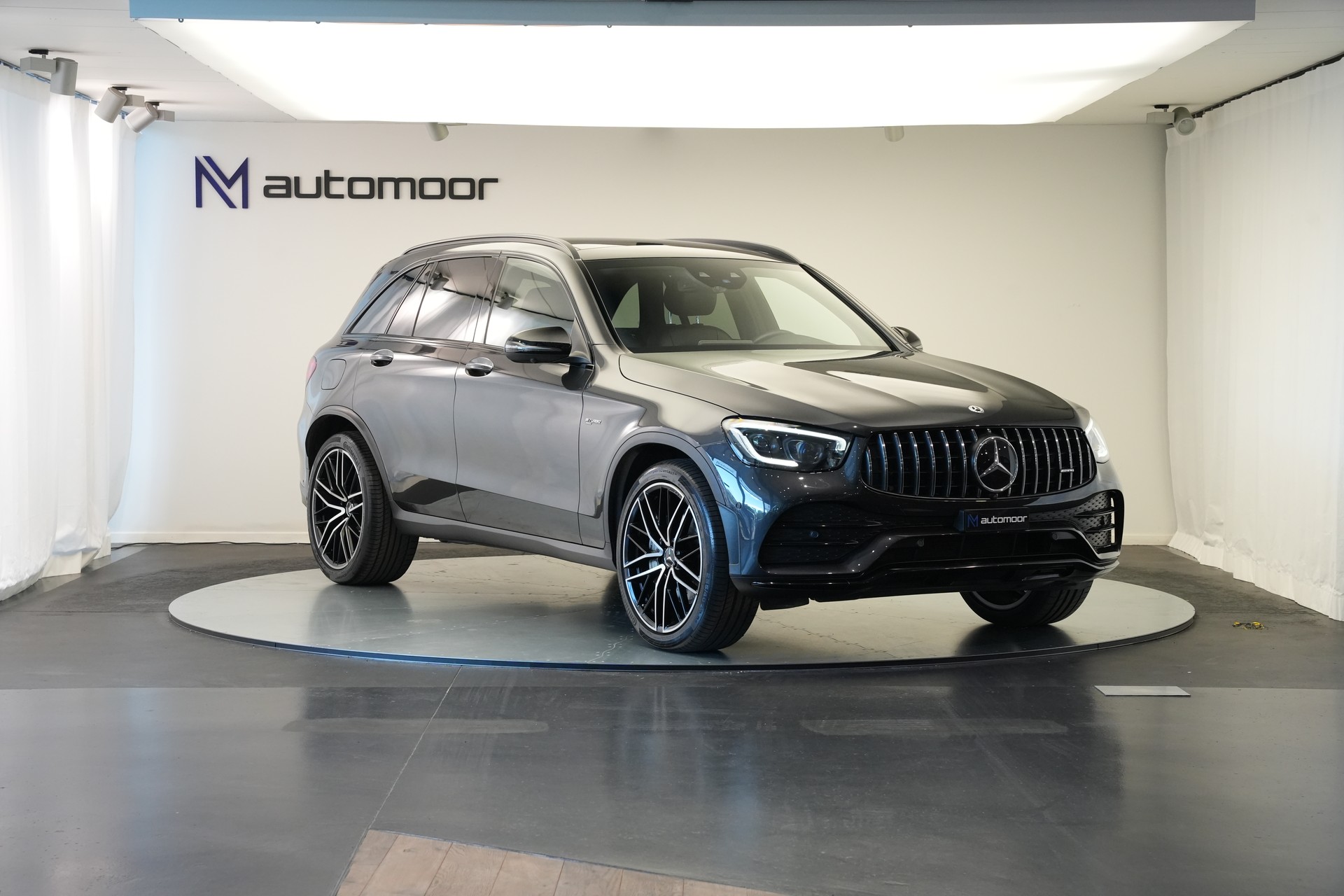 MERCEDES-BENZ GLC 43 AMG 4Matic 9G-Tronic *CH-FZ* *Pano* *Burmester* *HuD* *AHK*-image-2