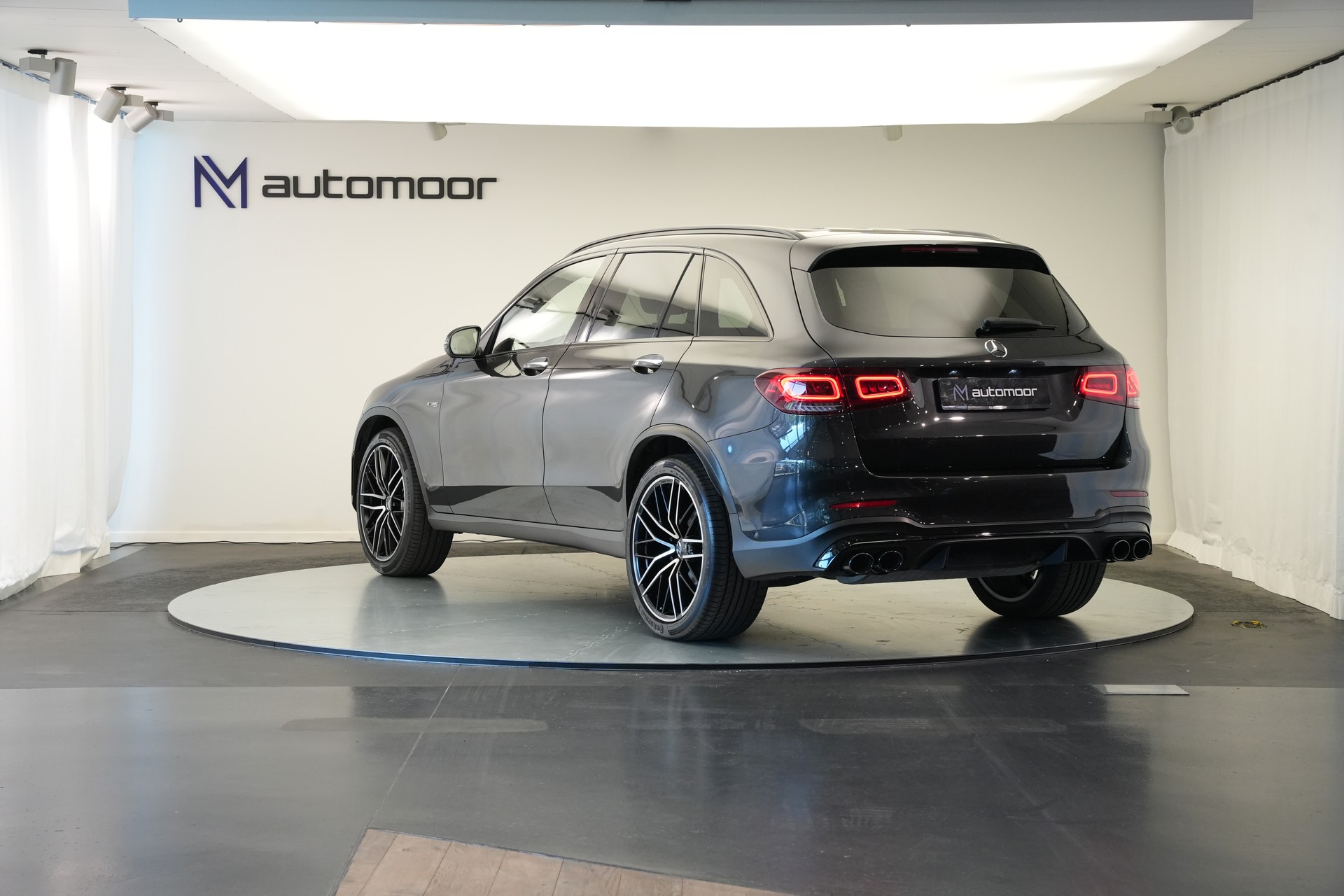 MERCEDES-BENZ GLC 43 AMG 4Matic 9G-Tronic *CH-FZ* *Pano* *Burmester* *HuD* *AHK*-image-6