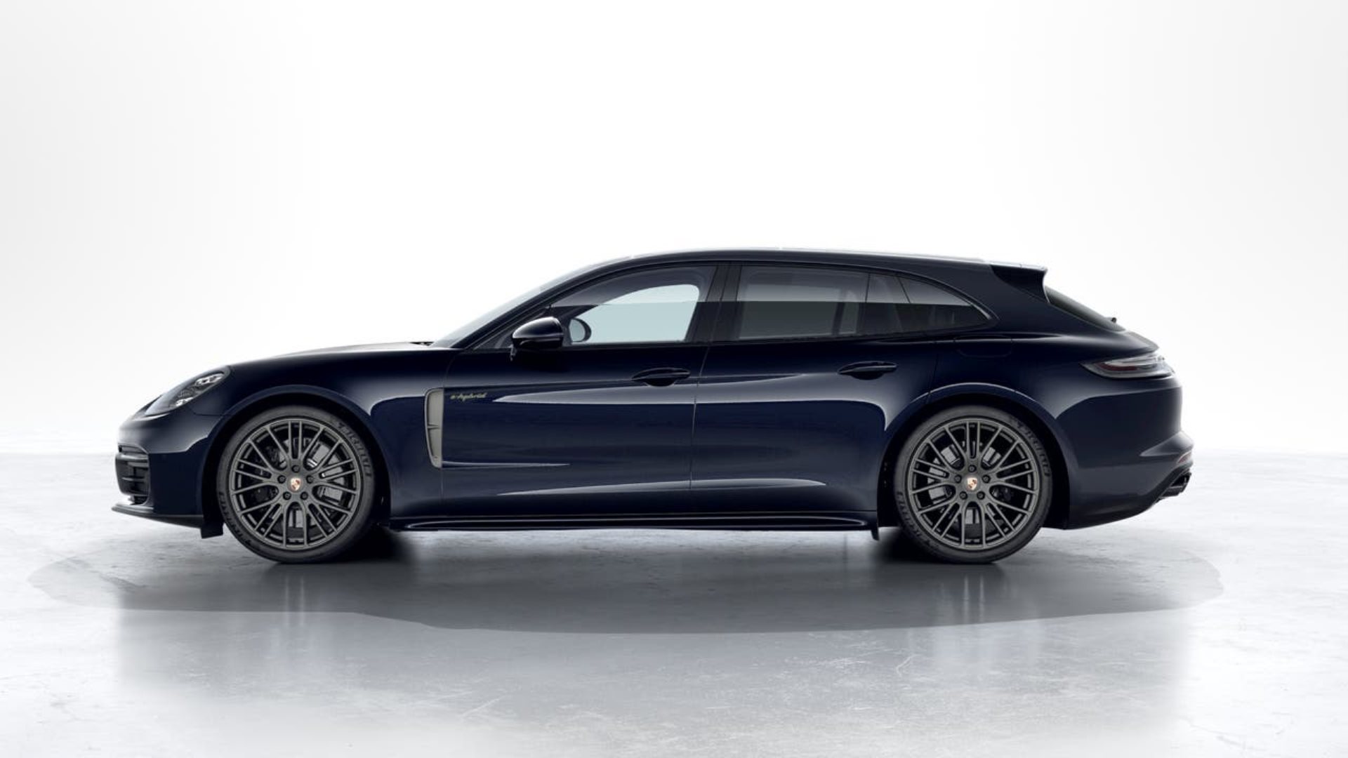 PORSCHE Panamera 4 E-Hybrid Sport Turismo Platinum Edition-showroom-element-1