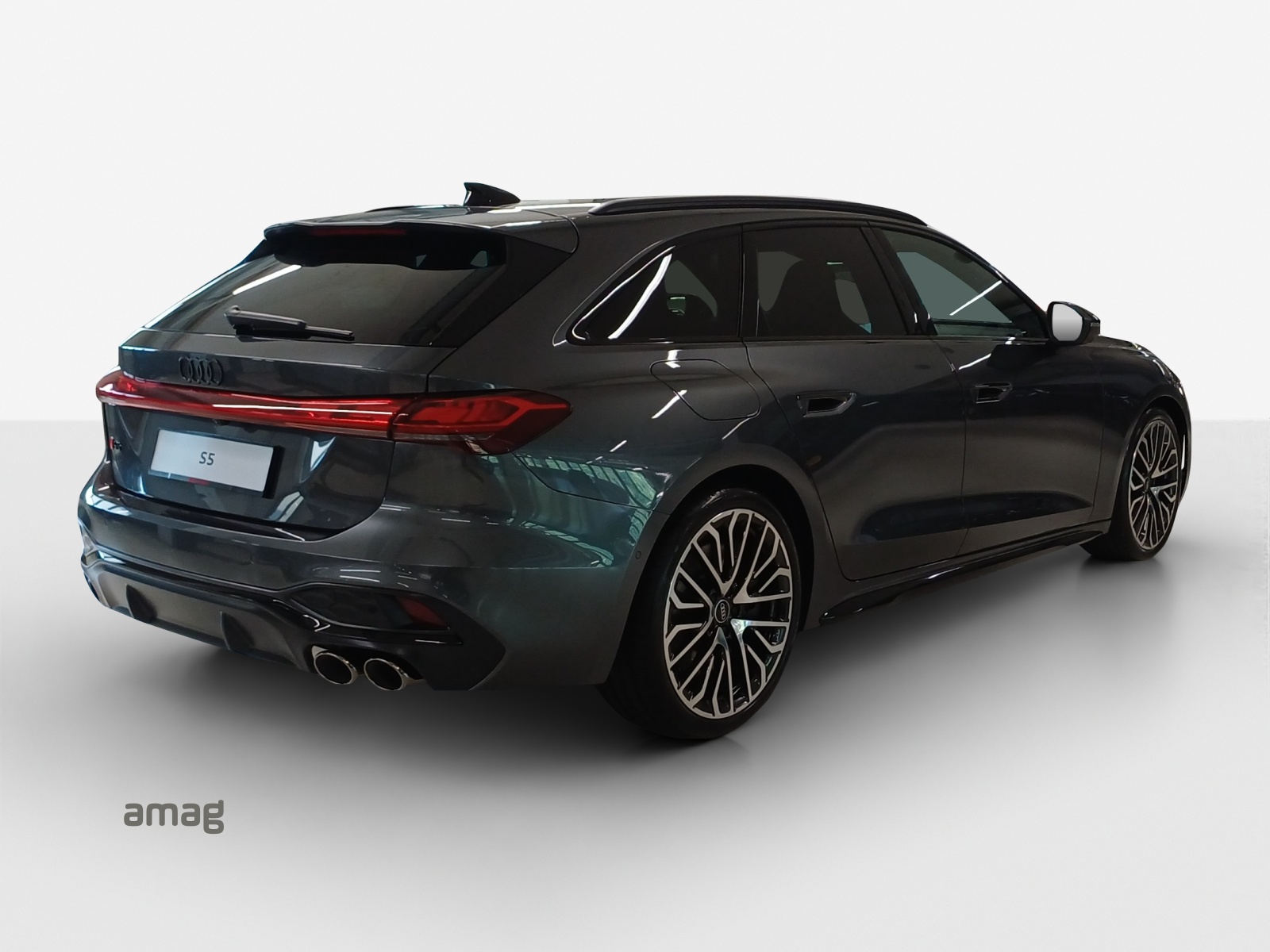 AUDI S5 Avant TFSI quattro S tronic-image-4