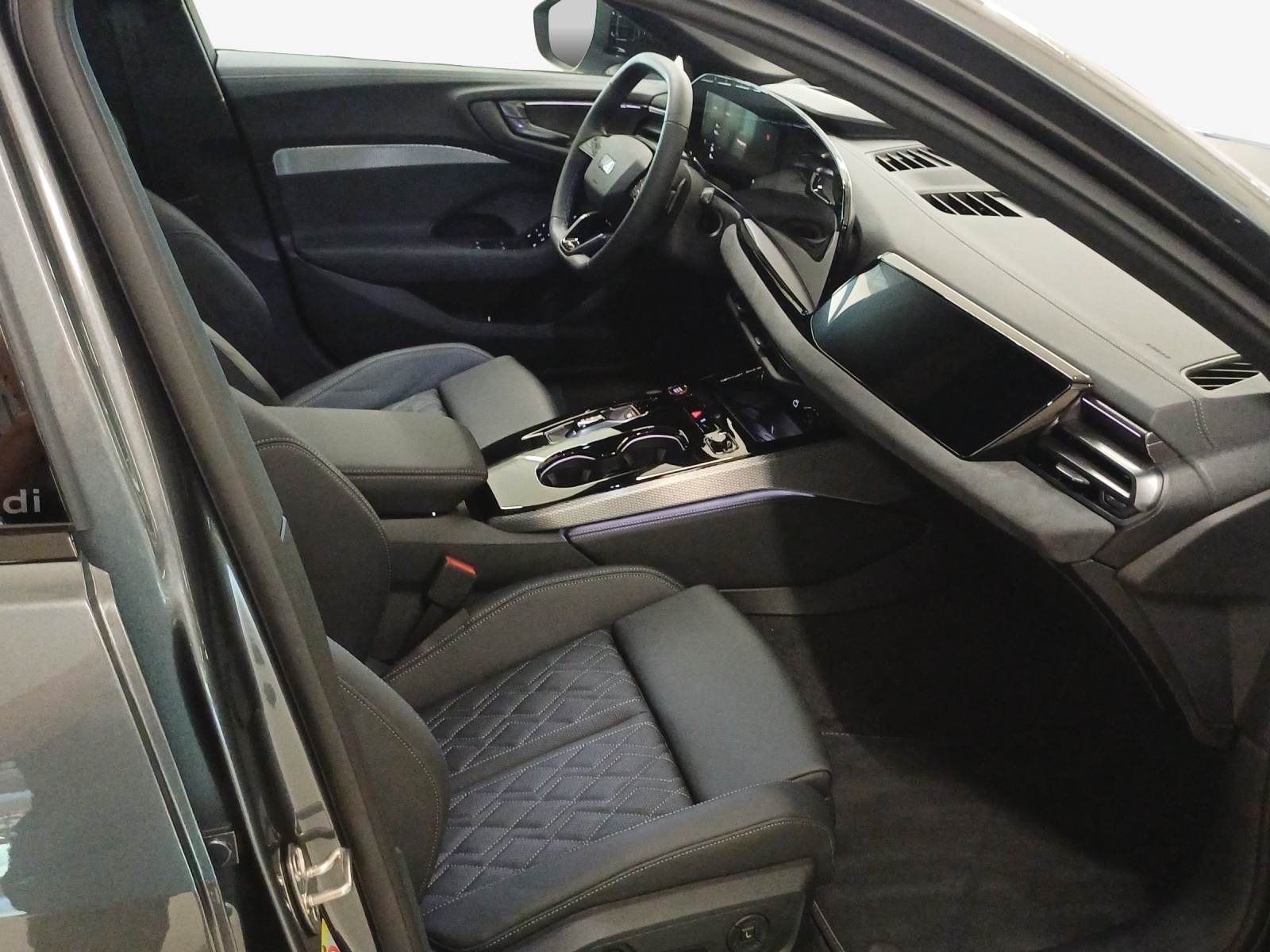 AUDI S5 Avant TFSI quattro S tronic-image-15