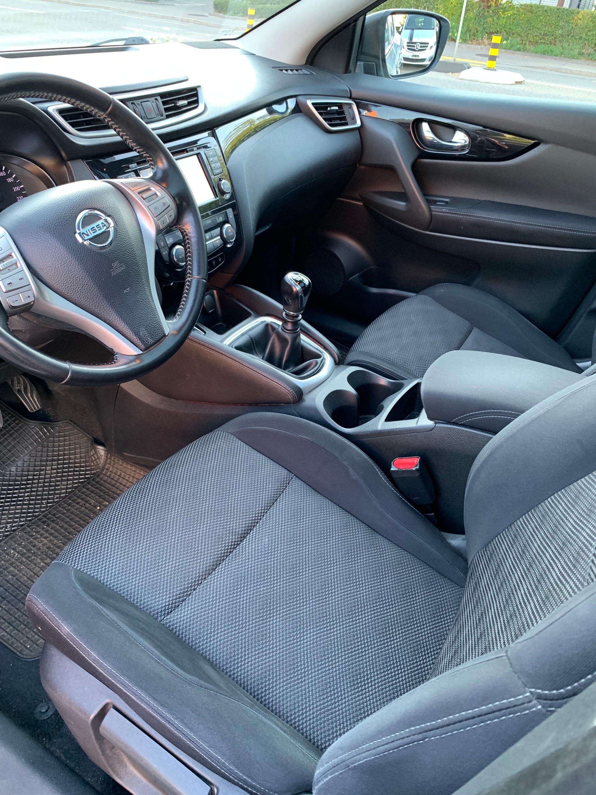 NISSAN Qashqai 1.5 dCi tekna-image-7