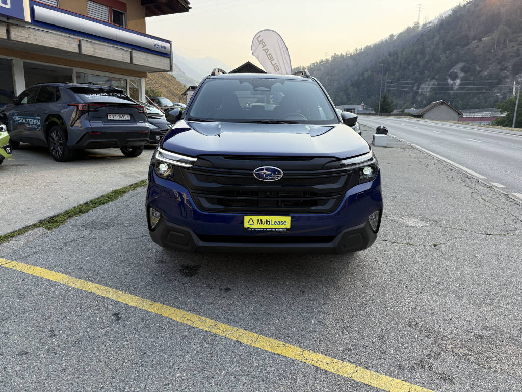 SUBARU Forester Station 2.0i e-Boxer Swiss Plus-image-7