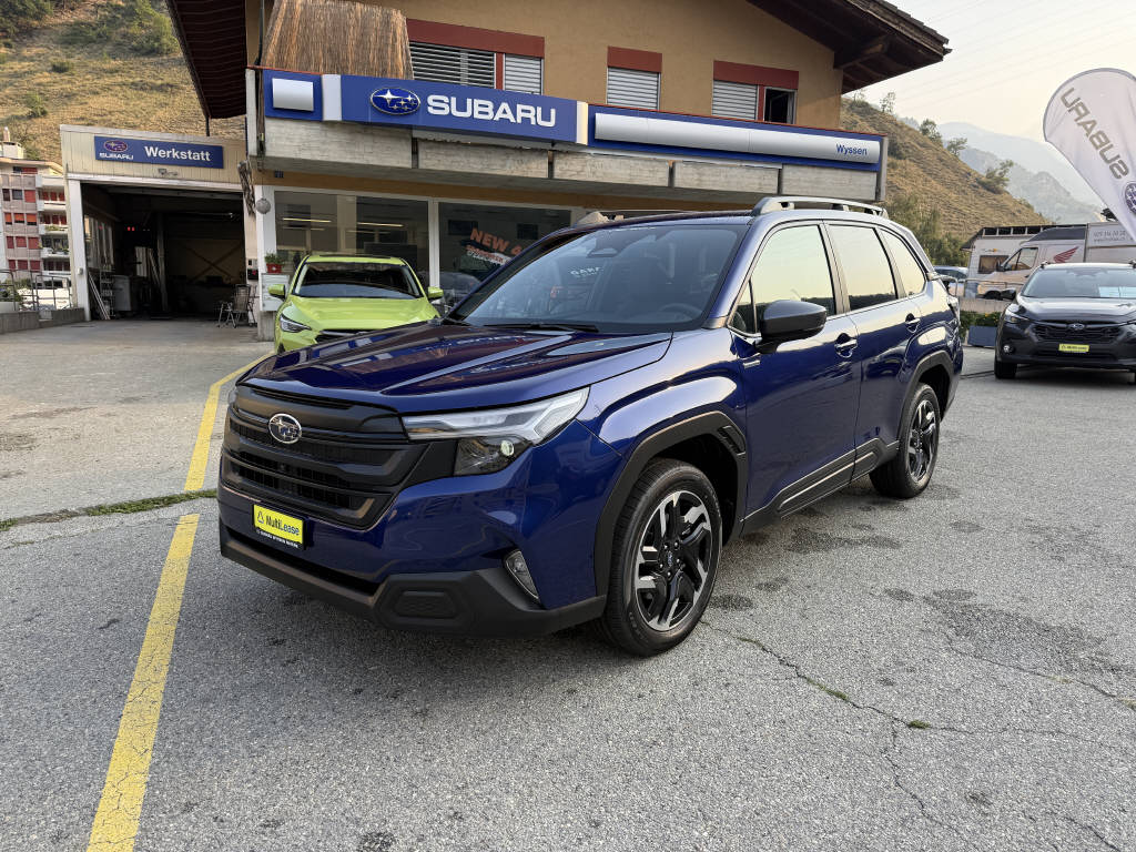 SUBARU Forester Station 2.0i e-Boxer Swiss Plus-image-0