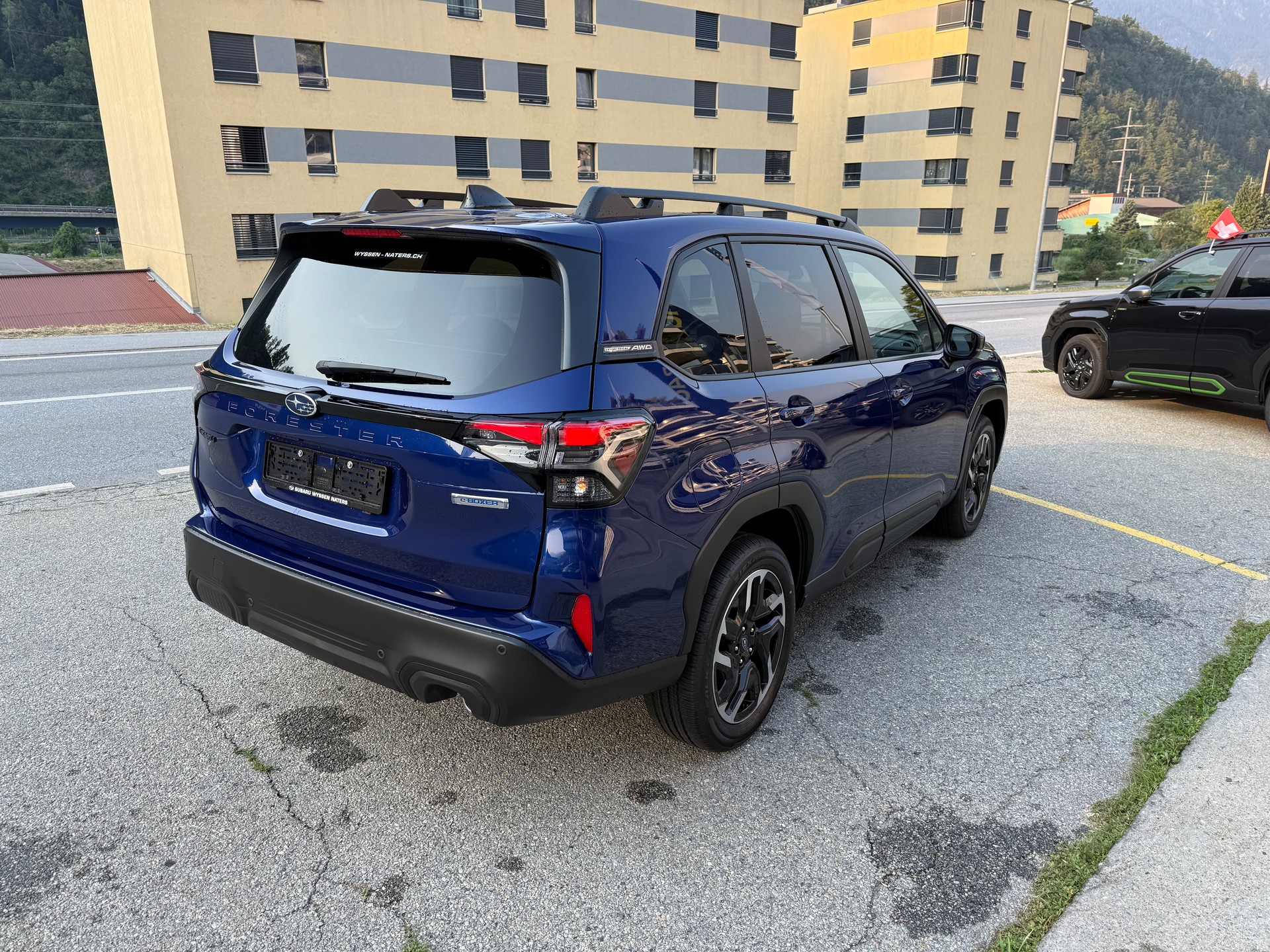SUBARU Forester Station 2.0i e-Boxer Swiss Plus-image-4