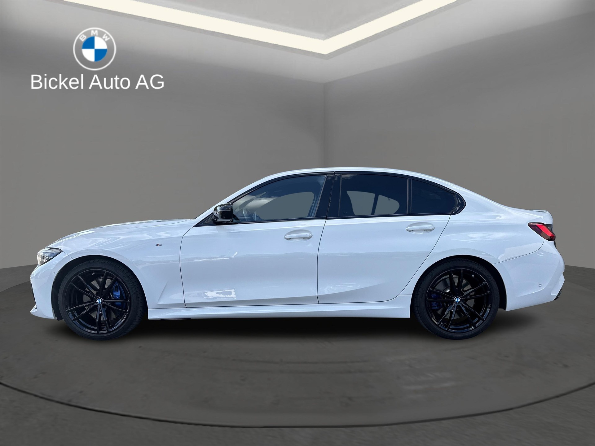 BMW M340d xDrive-showroom-element-2