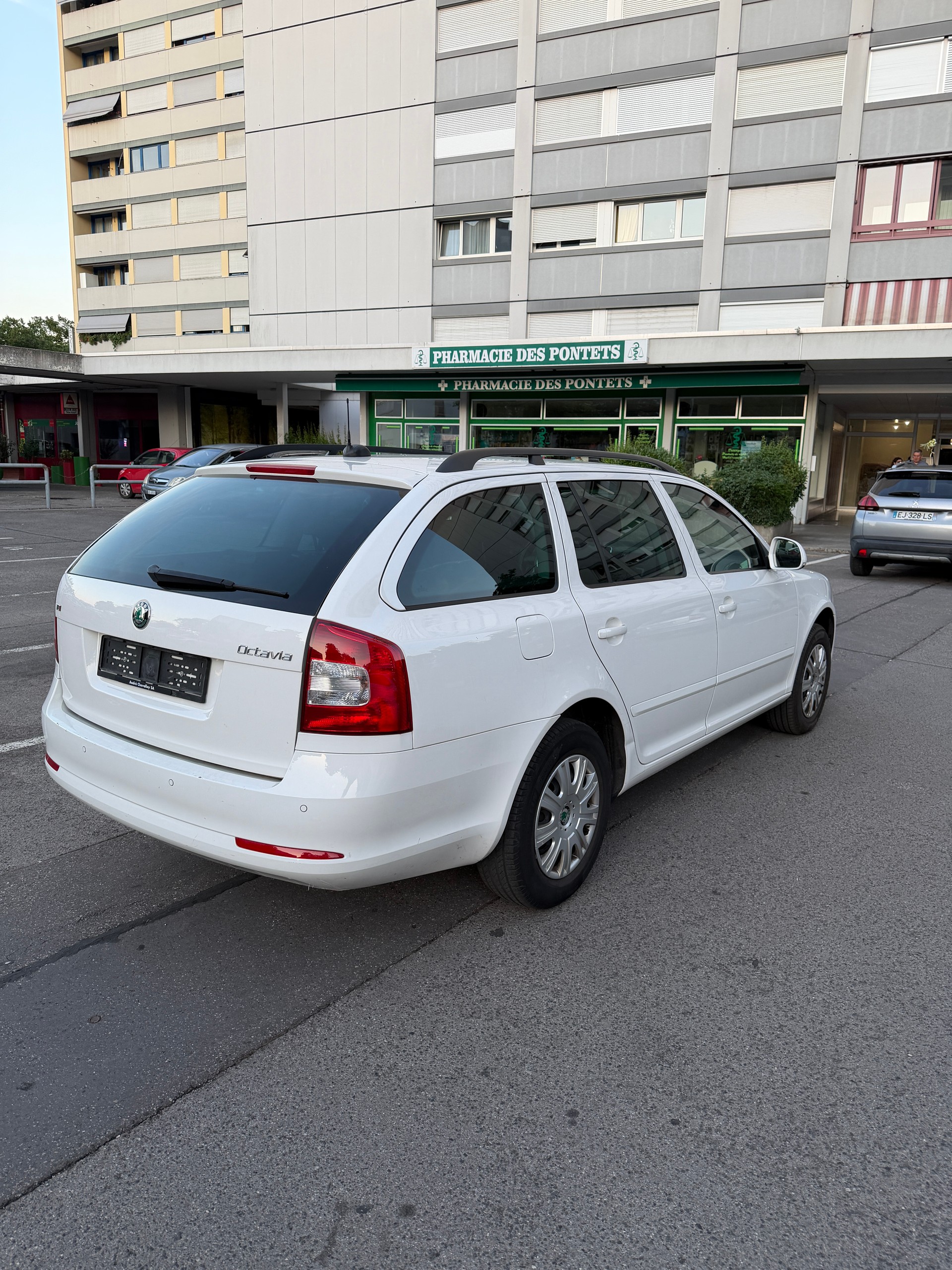 SKODA Octavia Combi 2.0 TDI Family DSG - Expertise 10/07/2026-image-4