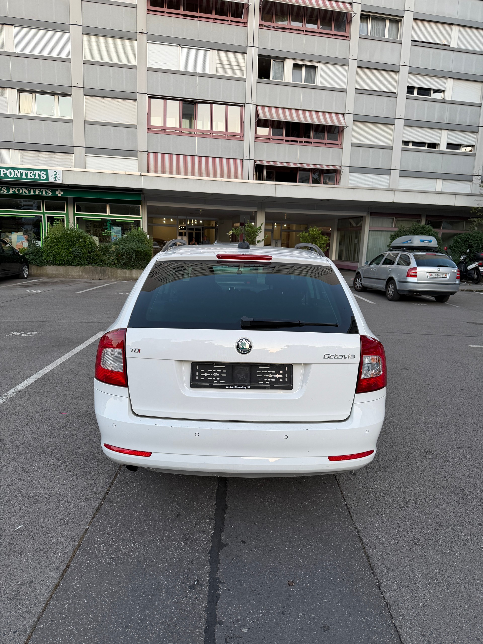 SKODA Octavia Combi 2.0 TDI Family DSG - Expertise 10/07/2026-image-3