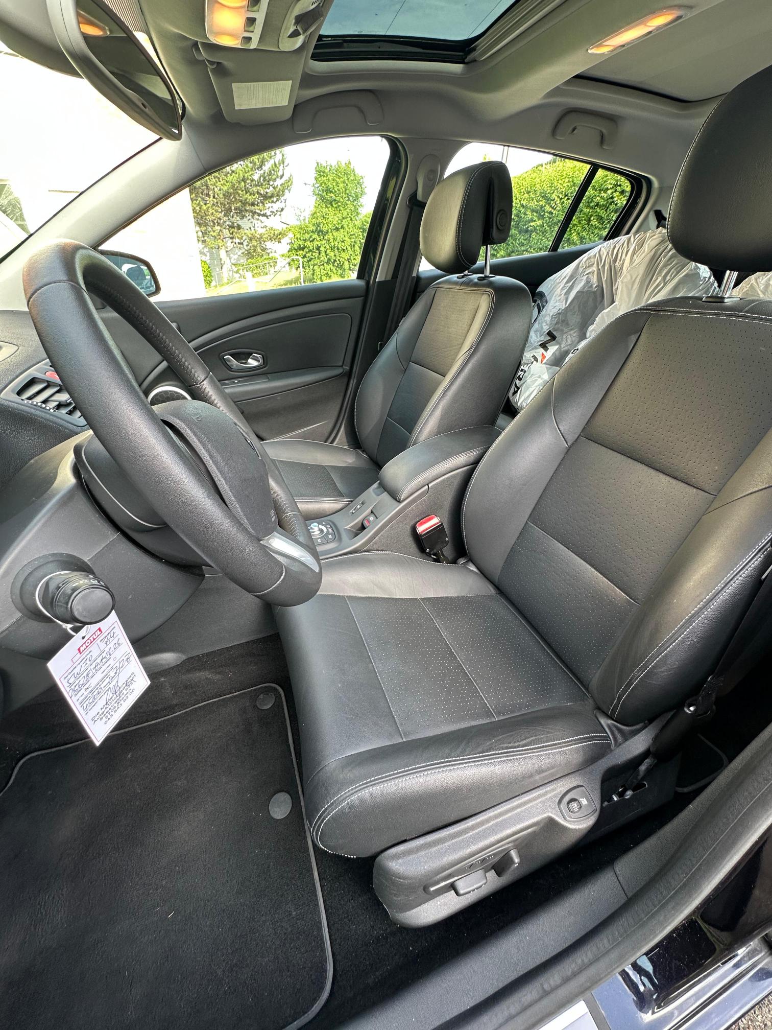 RENAULT 2.0 dCi 160 Privilege-image-16