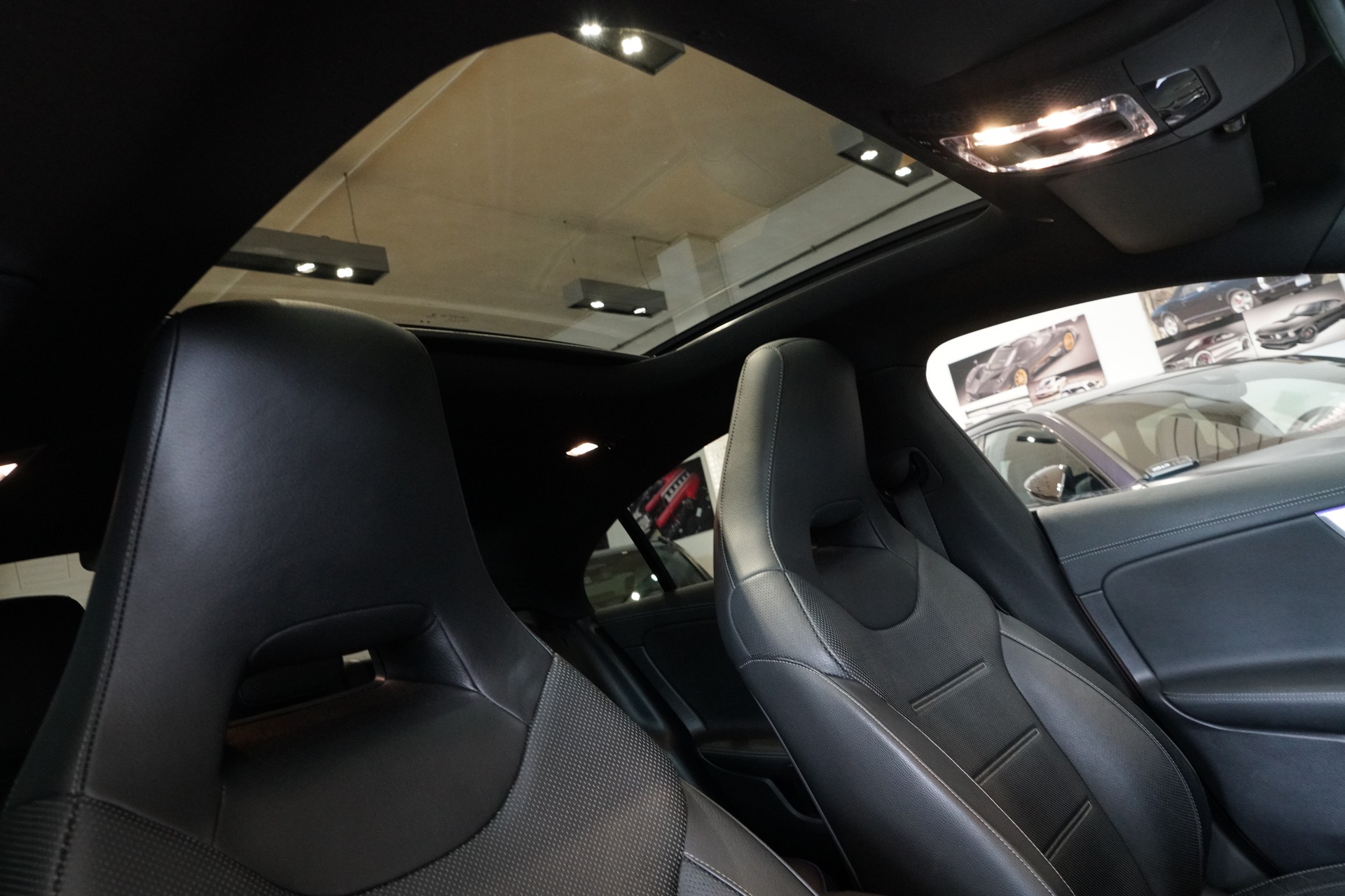 MERCEDES-BENZ CLA 45 S AMG 4Matic+ 8G-DCT-image-14
