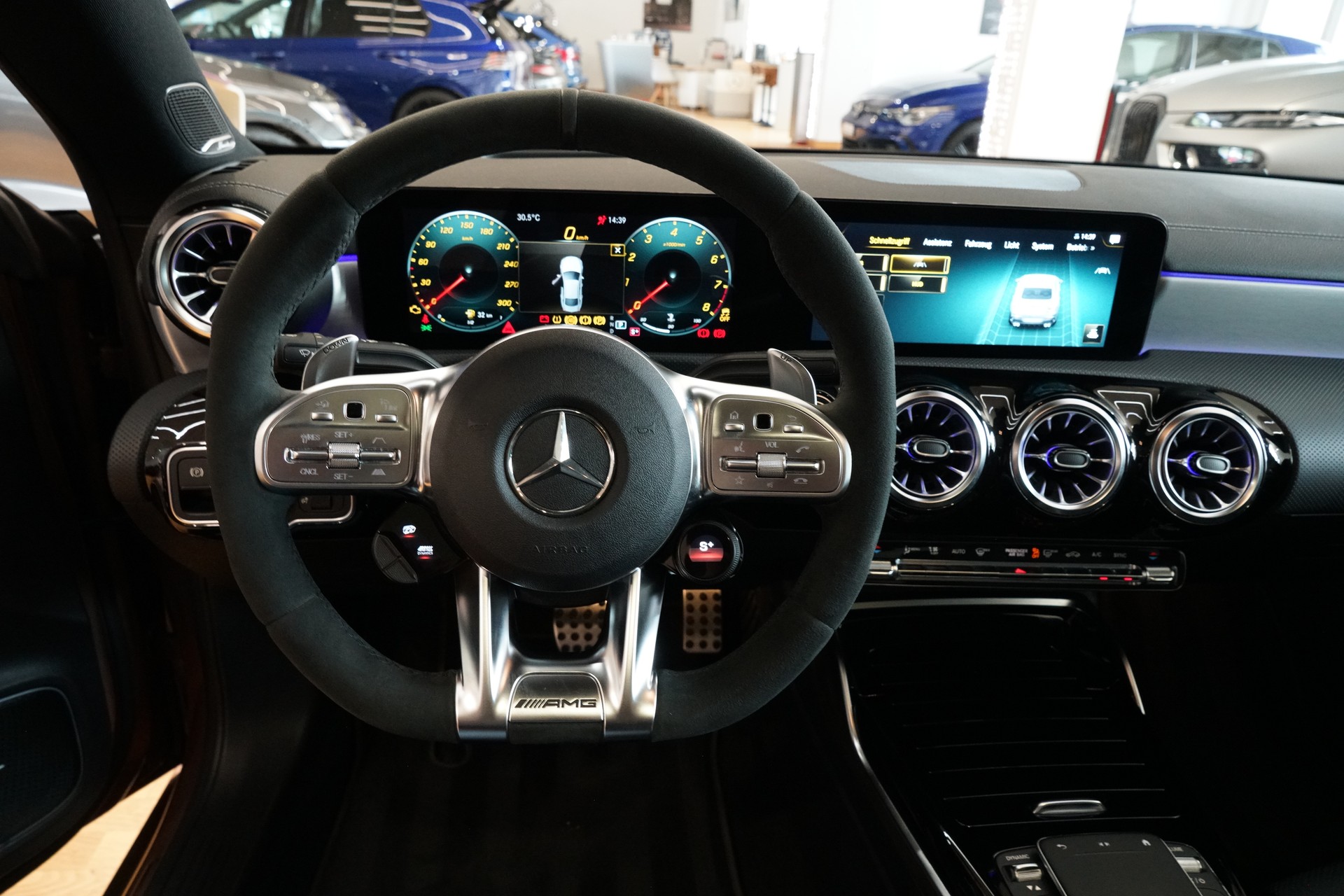 MERCEDES-BENZ CLA 45 S AMG 4Matic+ 8G-DCT-image-15