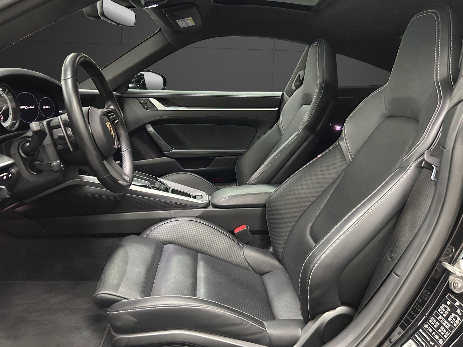 PORSCHE 911 Turbo PDK-image-5