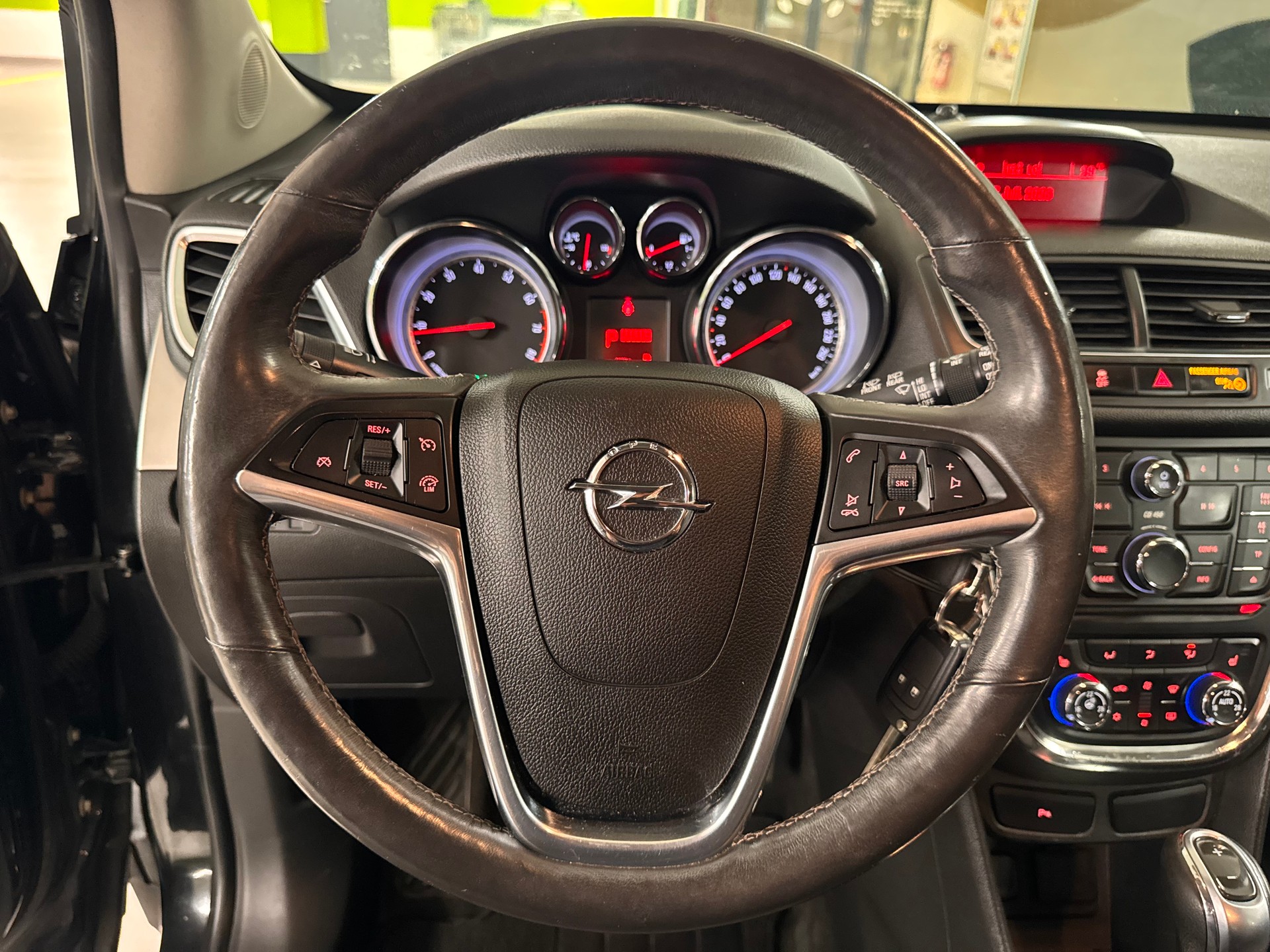 OPEL Mokka 1.4i 16V Turbo Drive 2WD-image-12