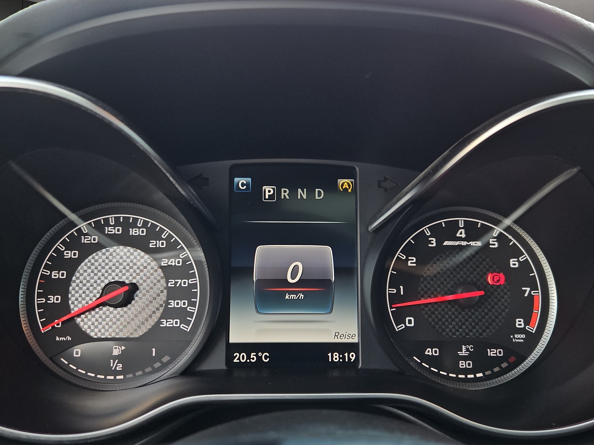 MERCEDES-BENZ AMG GT Speedshift DCT-image-9