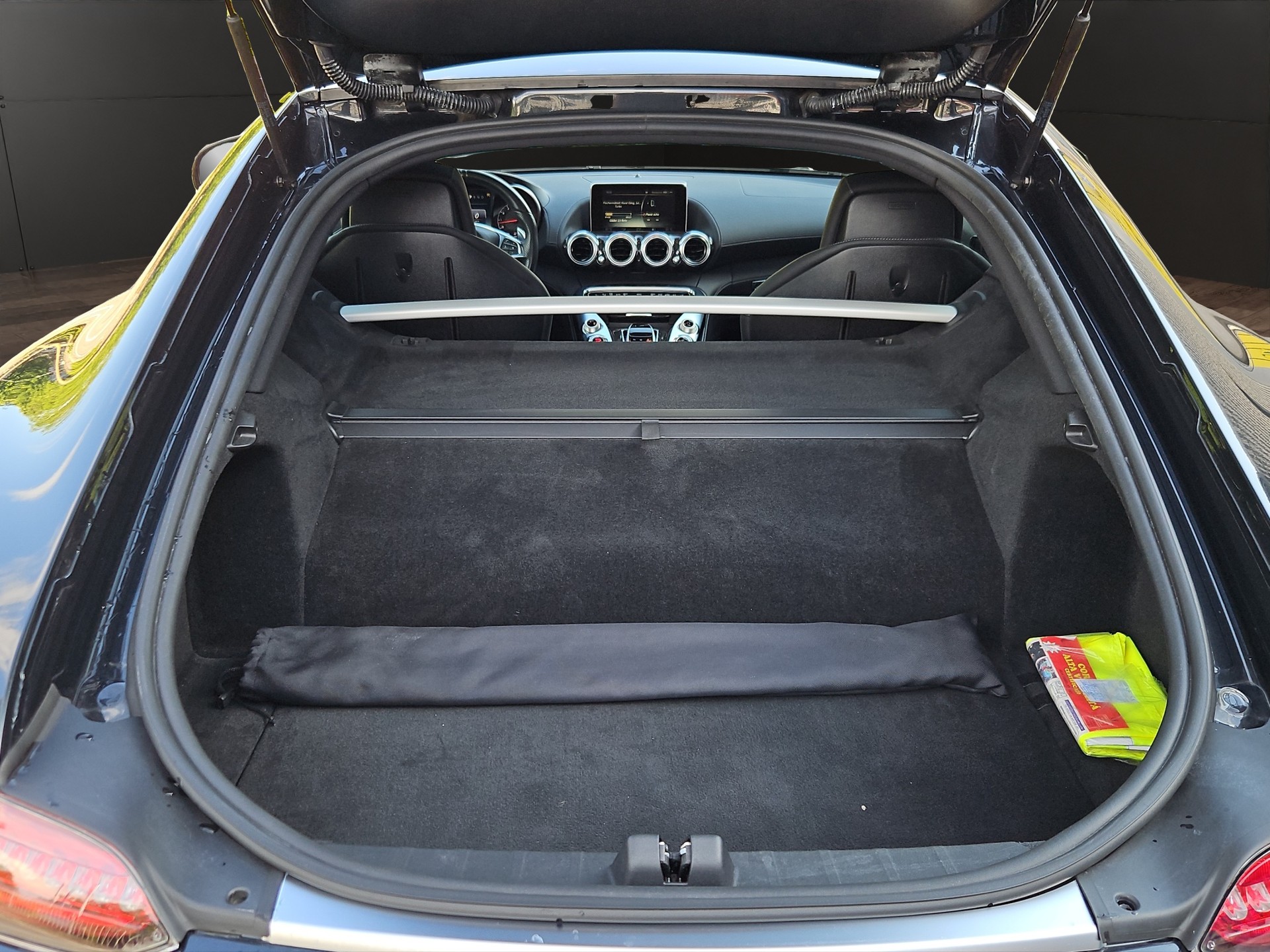 MERCEDES-BENZ AMG GT Speedshift DCT-image-18