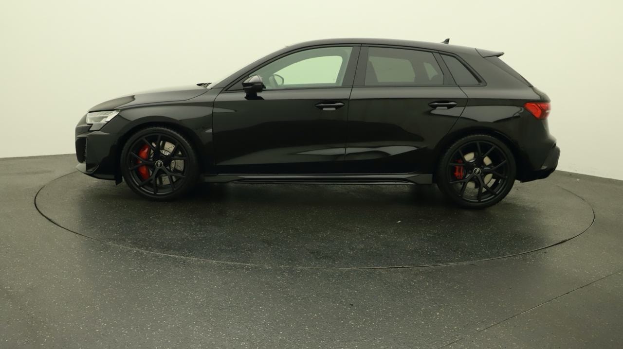 AUDI RS3 Sportback 2.5 TSI quattro S-tronic-image-1