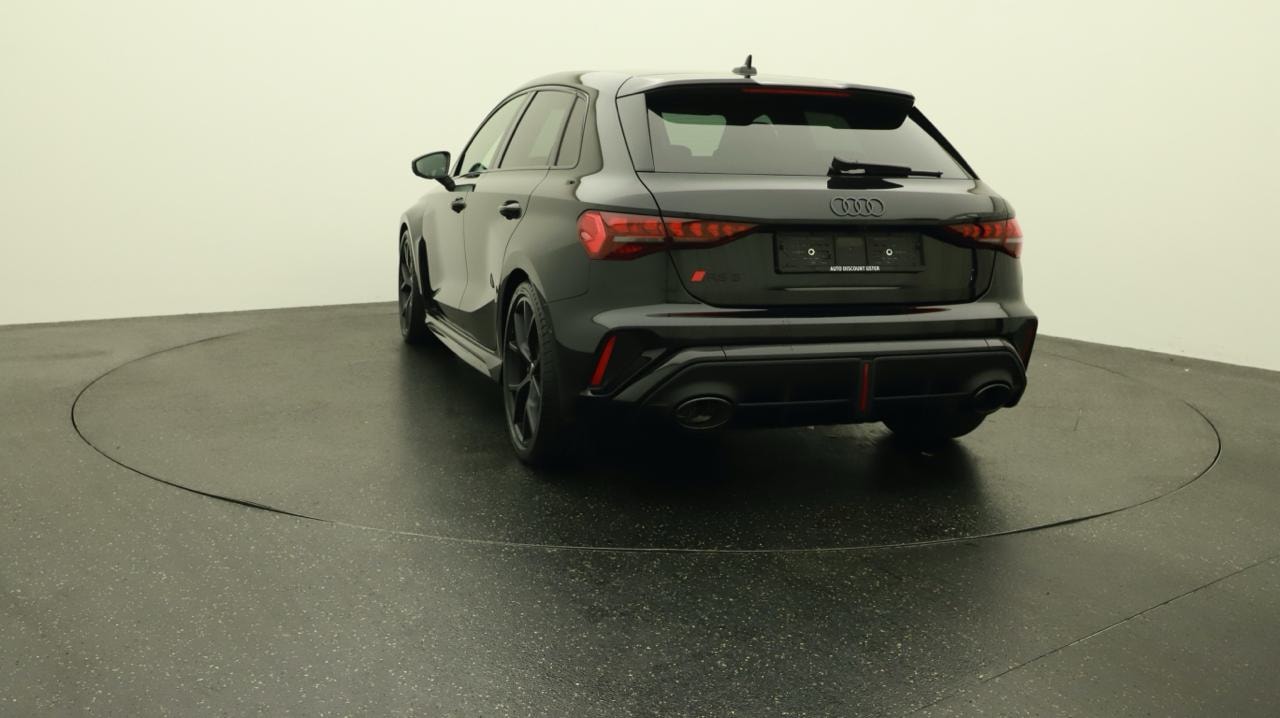 AUDI RS3 Sportback 2.5 TSI quattro S-tronic-image-3