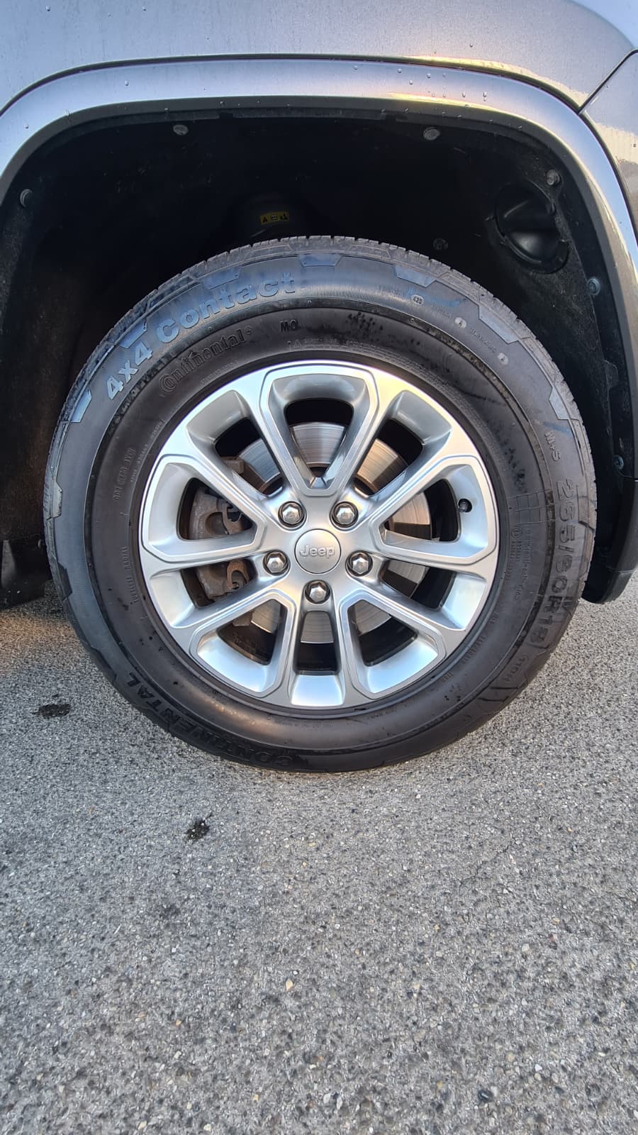 JEEP Grand Cherokee 3.0 CRD Overland Automatic ** Voll-Leder ** Gr-Navi ** RF-Kamera ** Anh-Kupplung ** Panorama-Glasdach ** Ab MFK-image-21