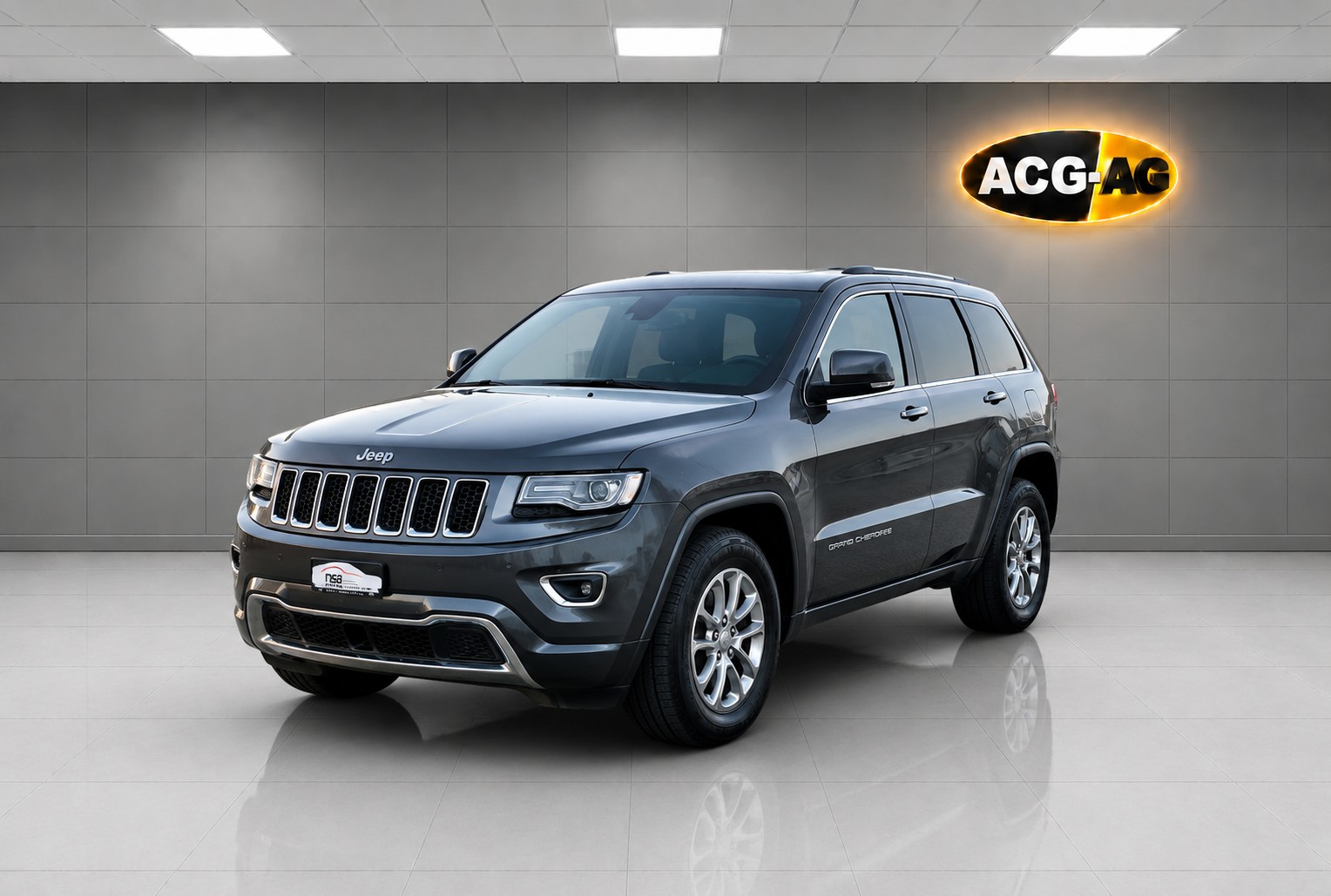 JEEP Grand Cherokee 3.0 CRD Overland Automatic ** Voll-Leder ** Gr-Navi ** RF-Kamera ** Anh-Kupplung ** Panorama-Glasdach ** Ab MFK-image-2