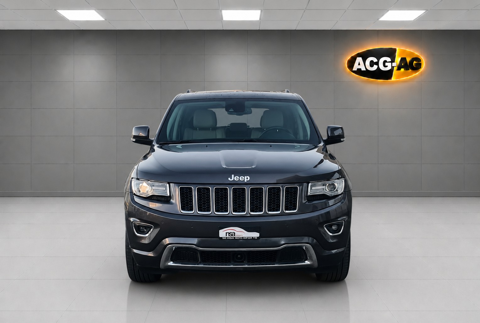 JEEP Grand Cherokee 3.0 CRD Overland Automatic ** Voll-Leder ** Gr-Navi ** RF-Kamera ** Anh-Kupplung ** Panorama-Glasdach ** Ab MFK-image-1