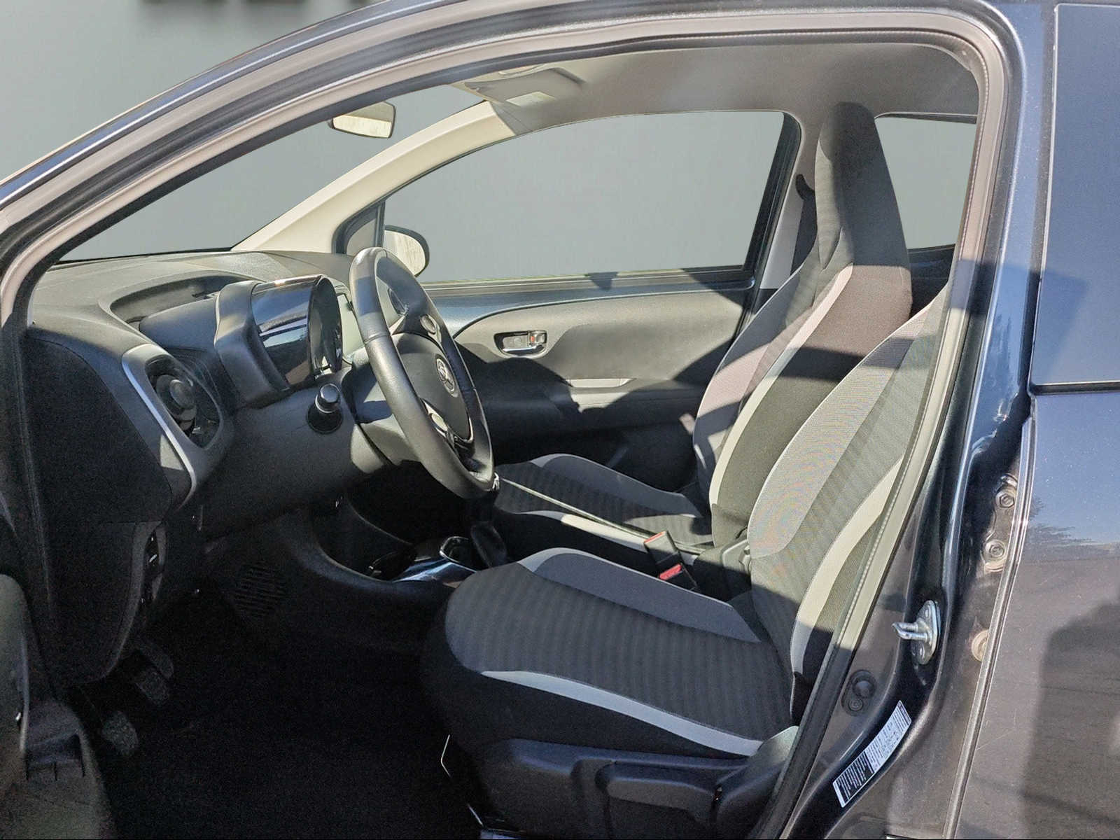 TOYOTA Aygo 1.0 VVT-i Trend-image-8